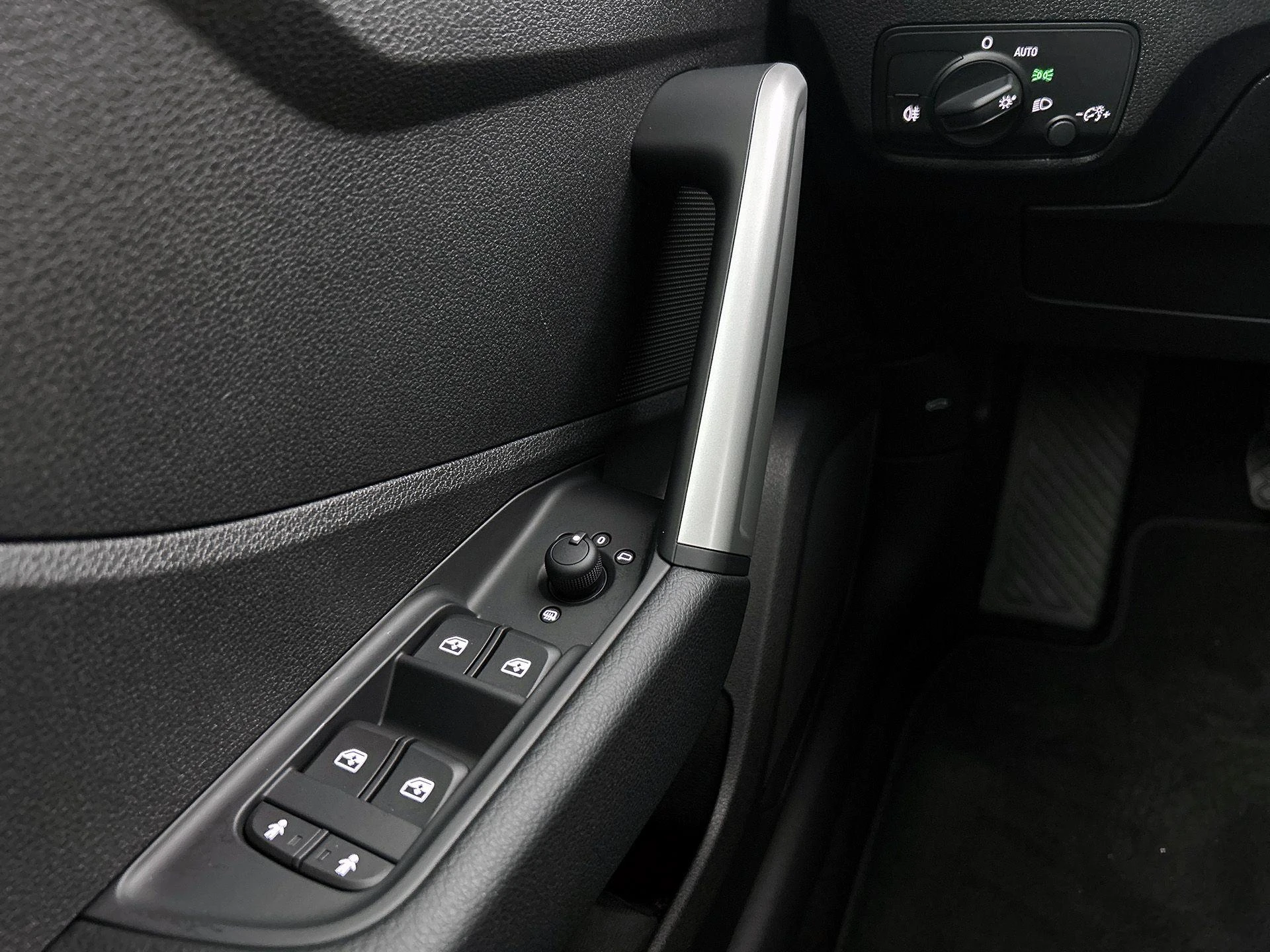 Audi-Q2-image-23