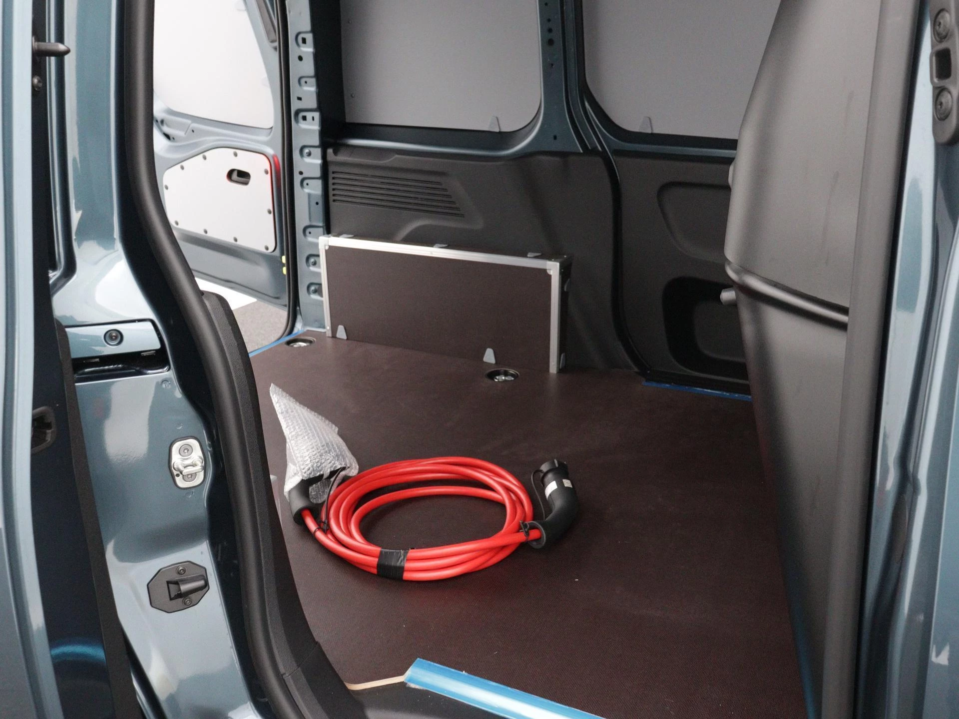 Opel-Combo-e-image-10