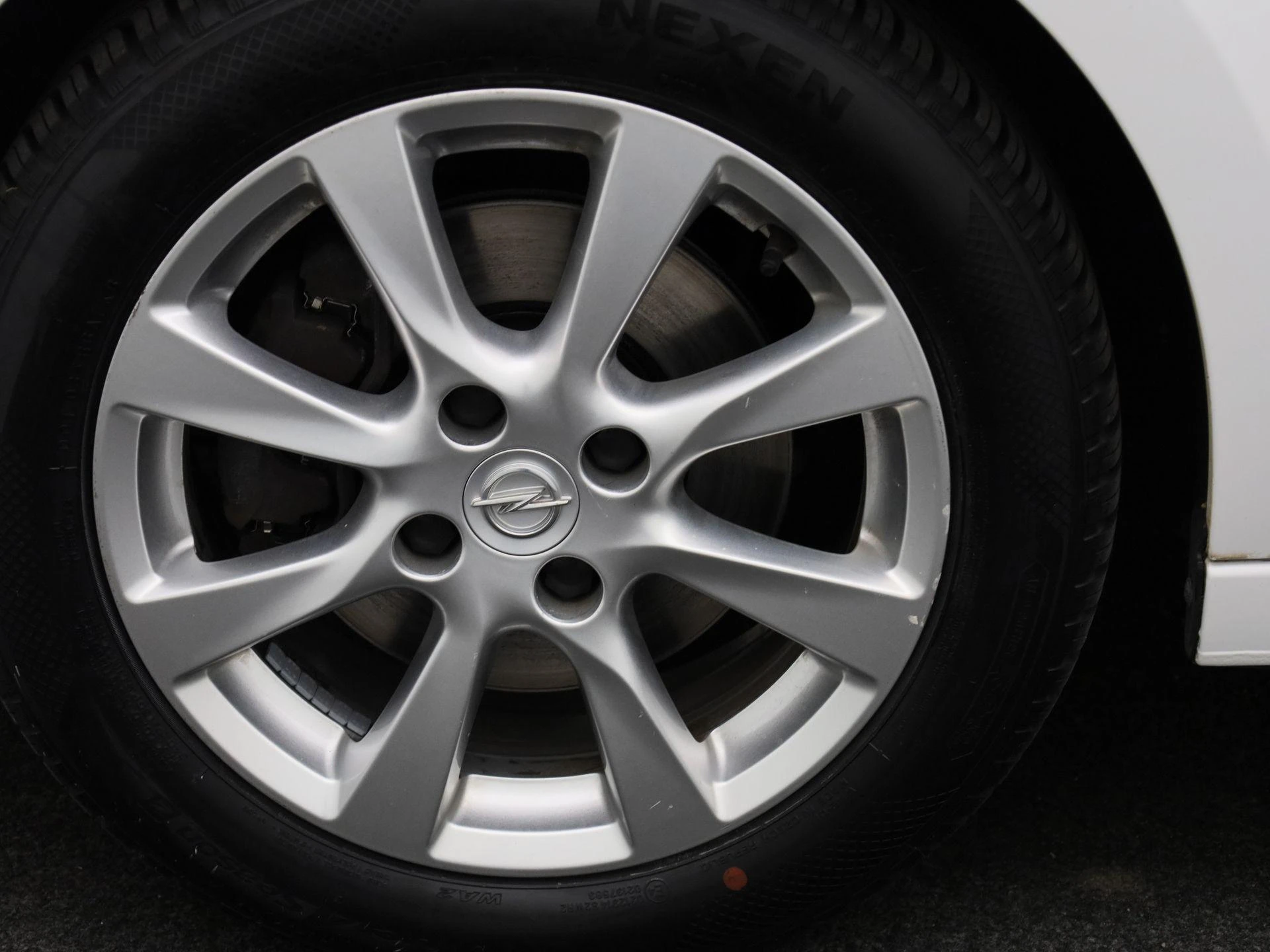Opel-Corsa-image-11