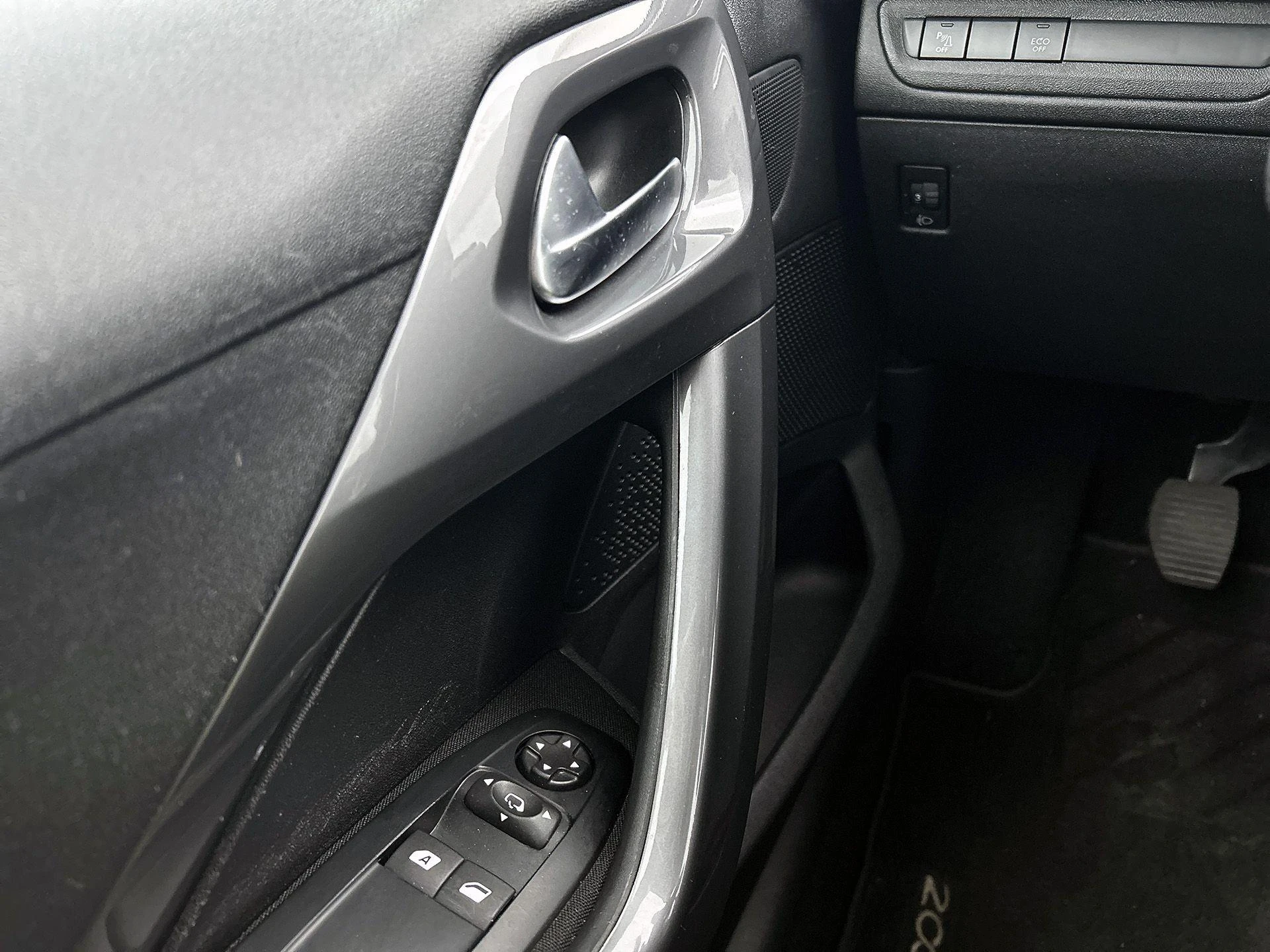 Peugeot-2008-image-22