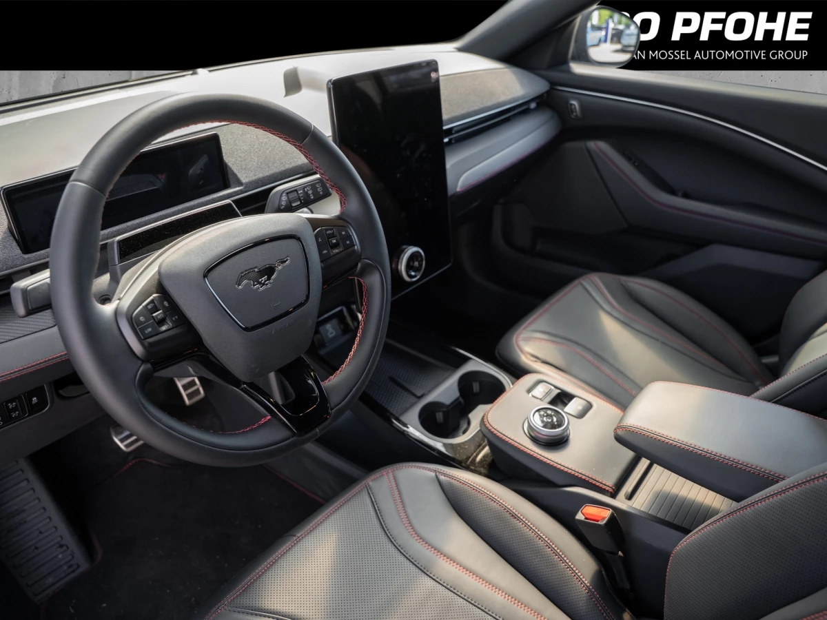 Ford-Mustang Mach-E-image-4