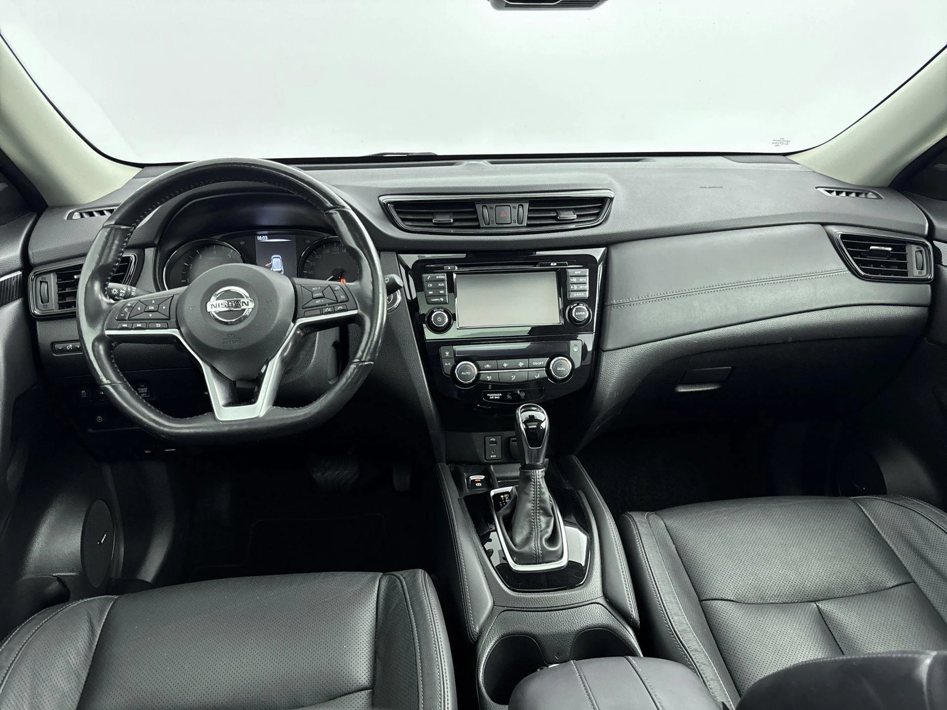 Nissan-X-Trail-image-10