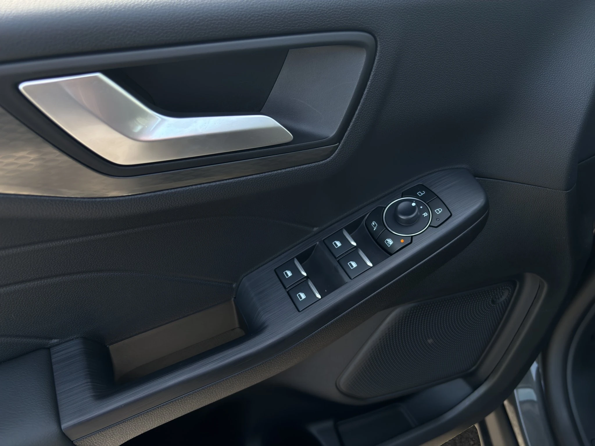 Ford-Kuga-image-16