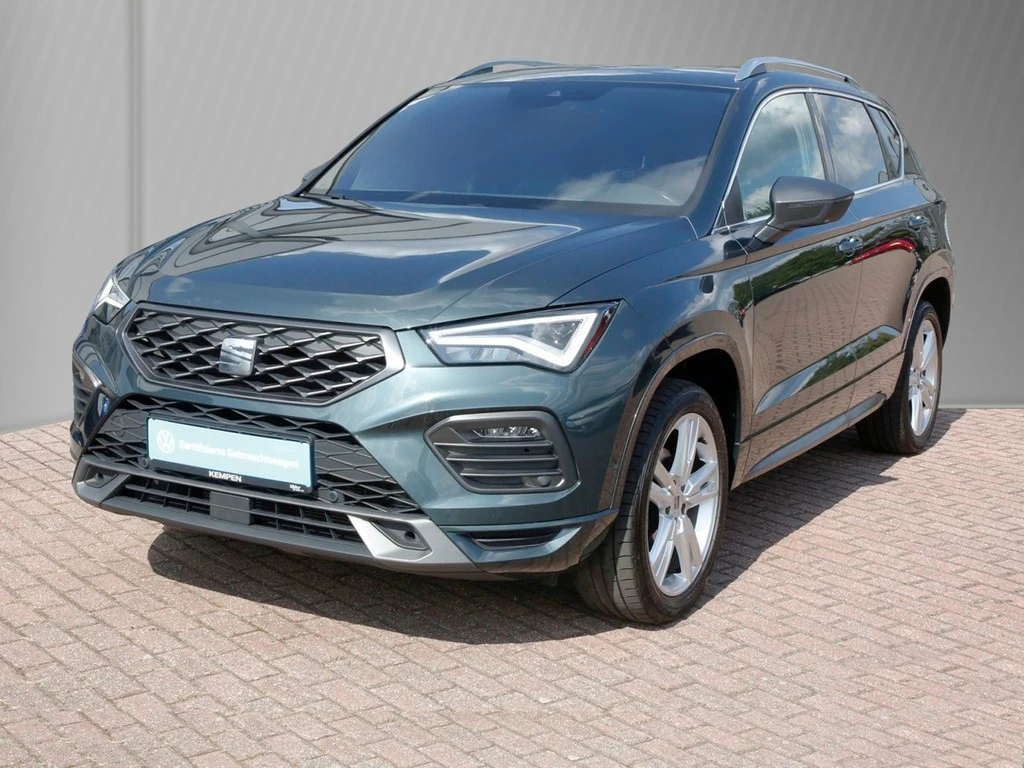SEAT Ateca 1.5 TSI DSG FR 18" ACC Pano SHZ LED Rückfa