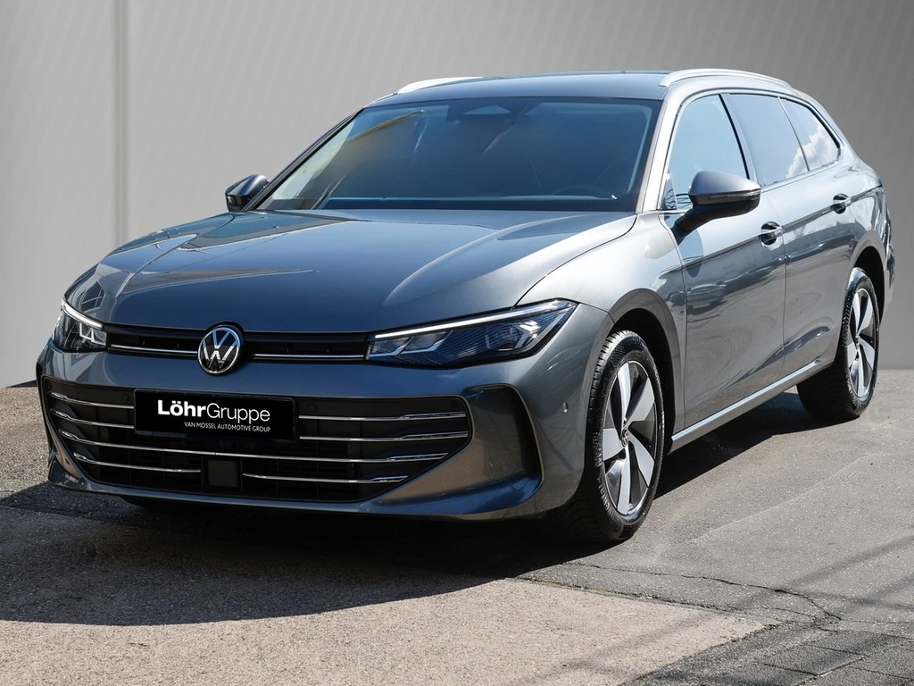 Volkswagen-Passat-image-1