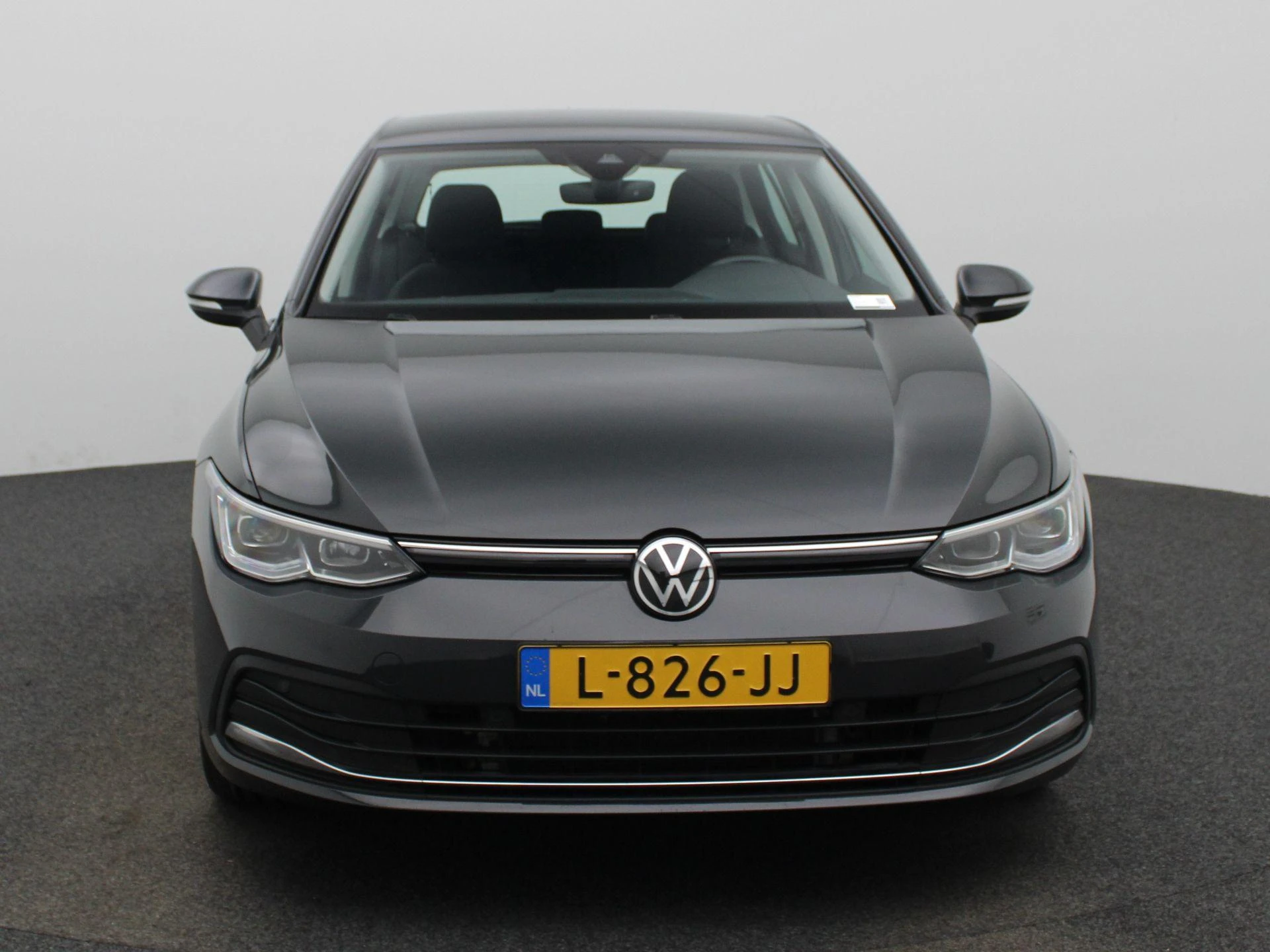 Volkswagen-Golf-image-2