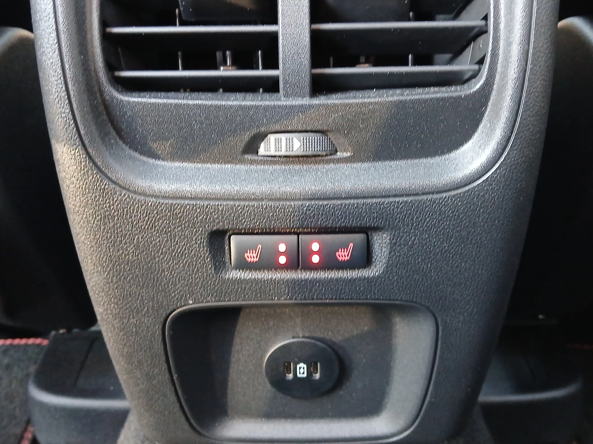 Ford-Kuga-image-29