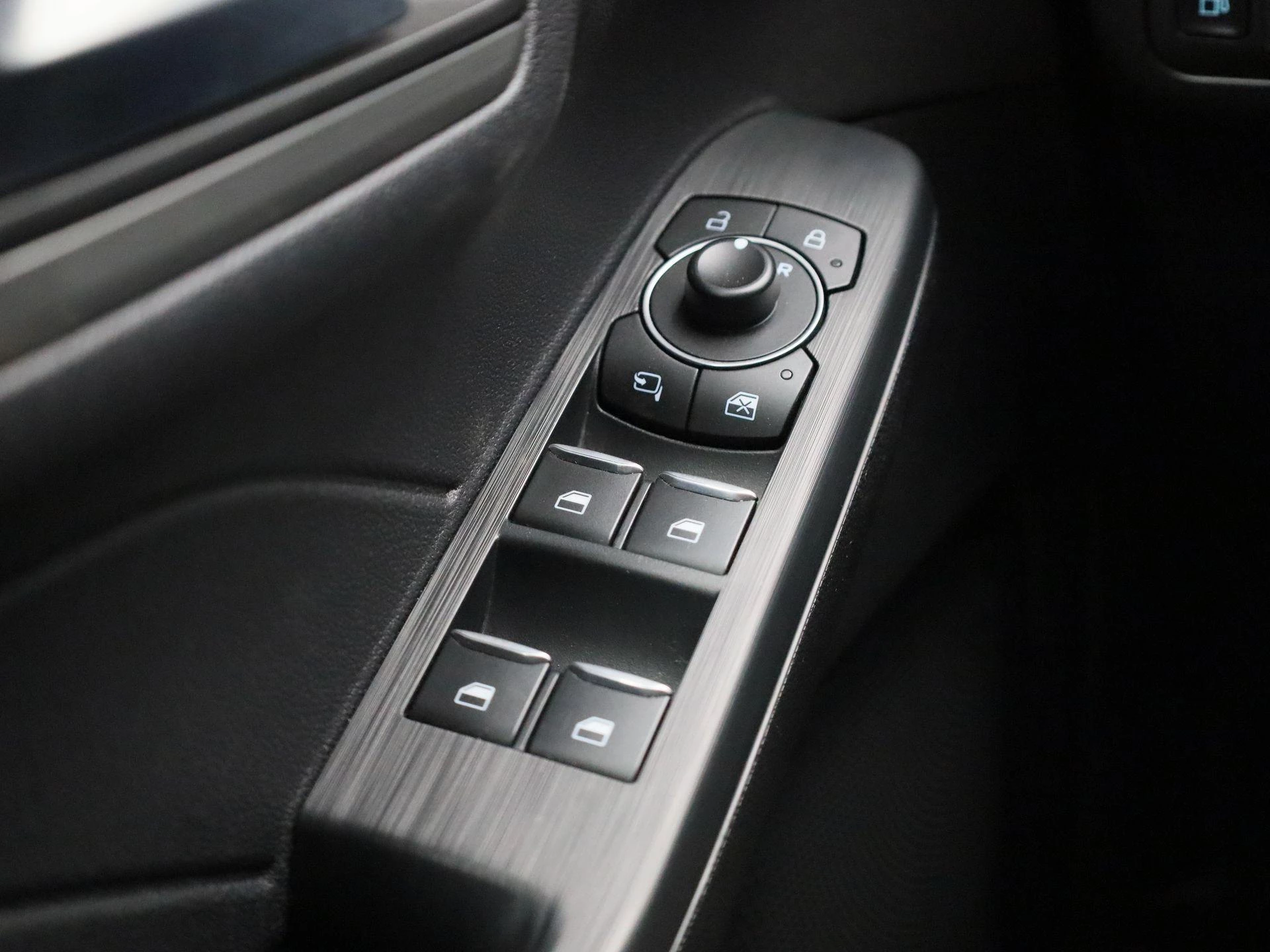 Ford Kuga Plugin - Winterpack - Camera