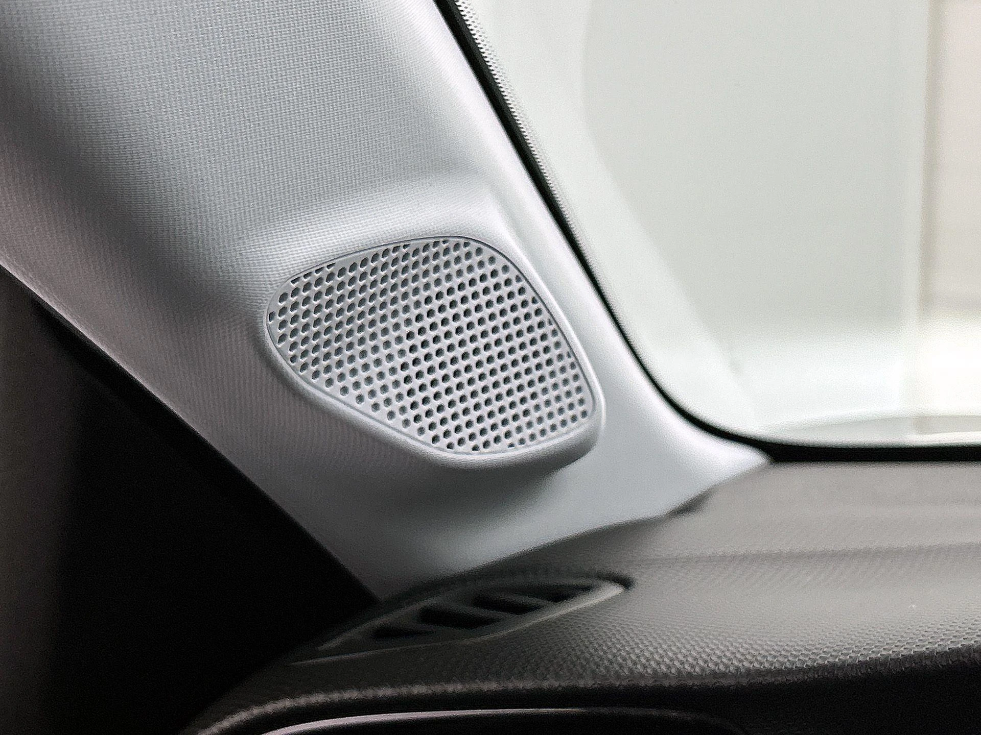 Opel-Corsa-image-11