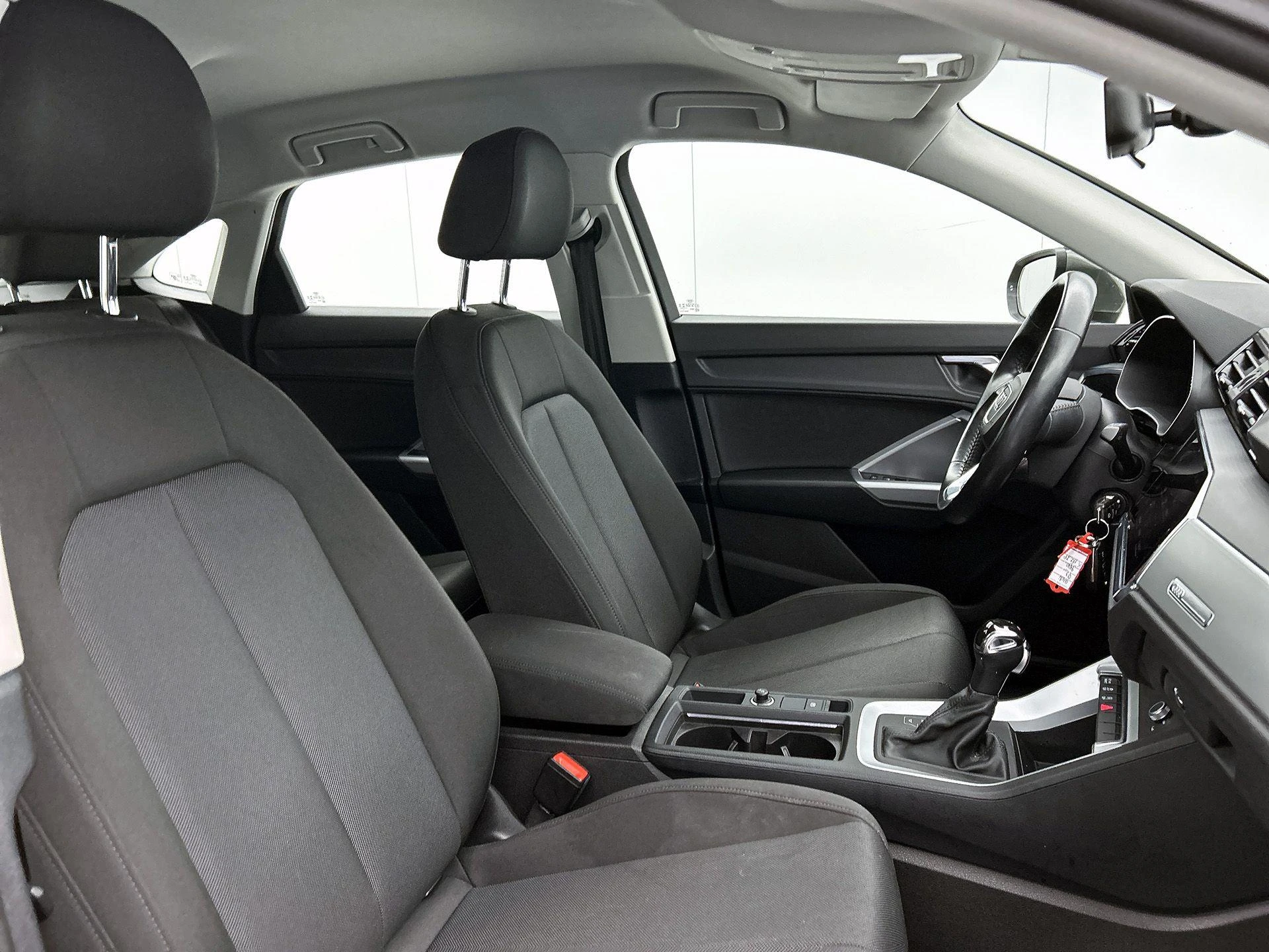 Audi-Q3-image-32