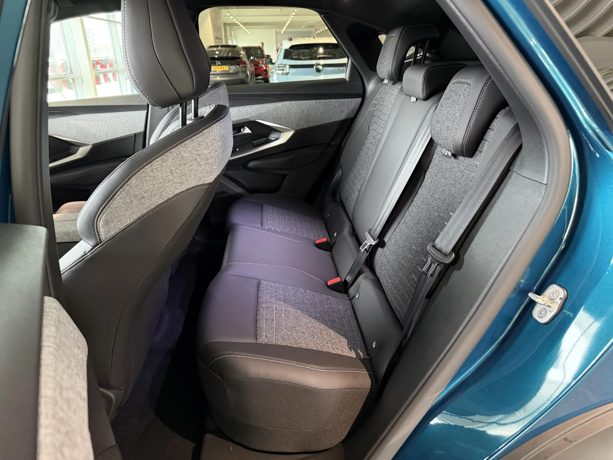 Peugeot-e-3008-image-26