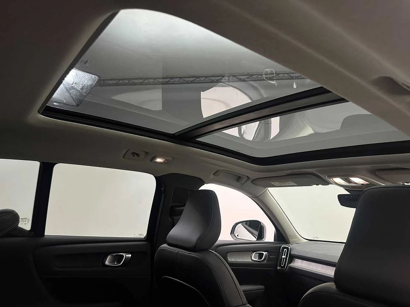 Volvo-XC40-image-22