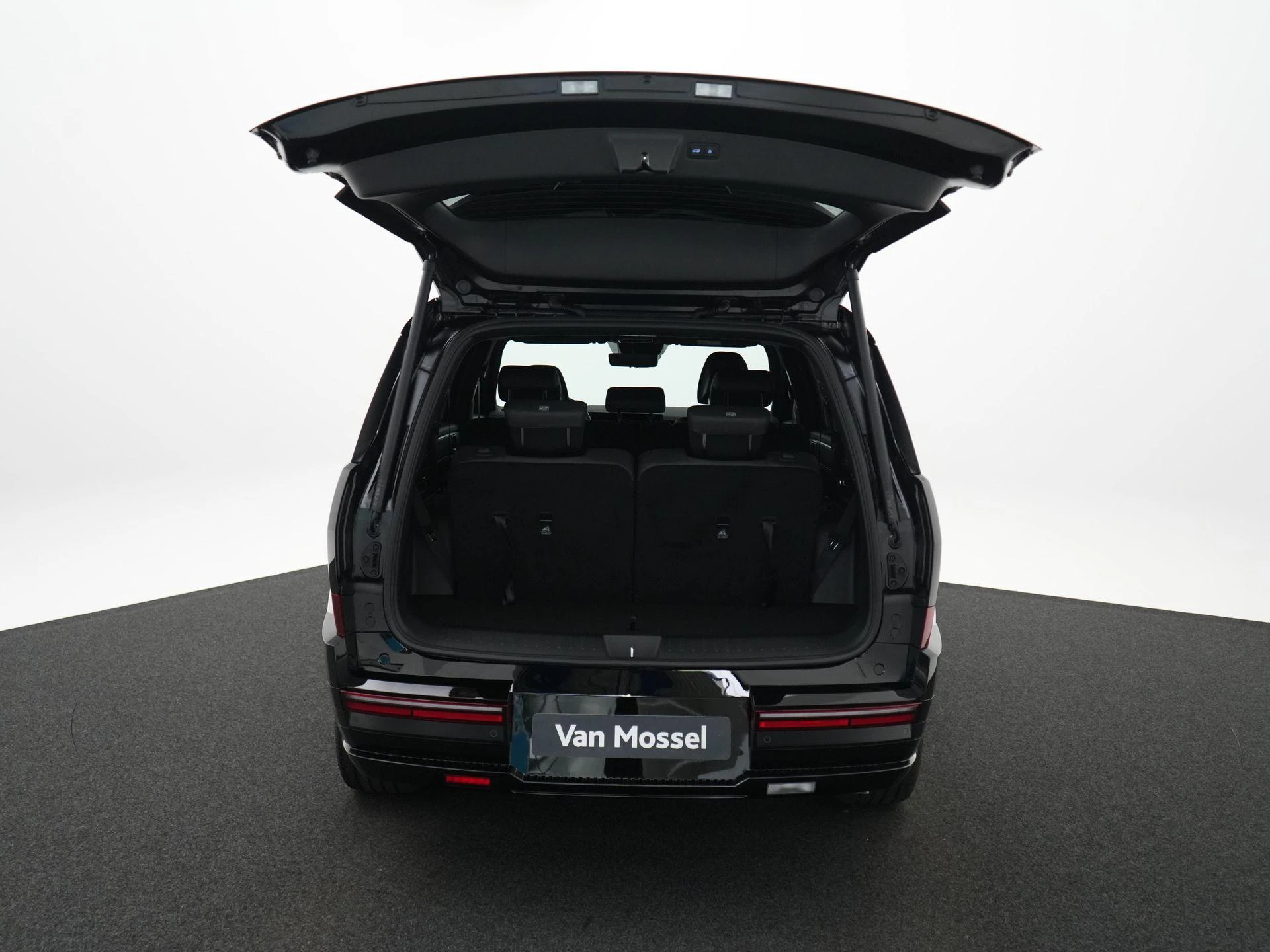 Hyundai-Santa Fe-image-45