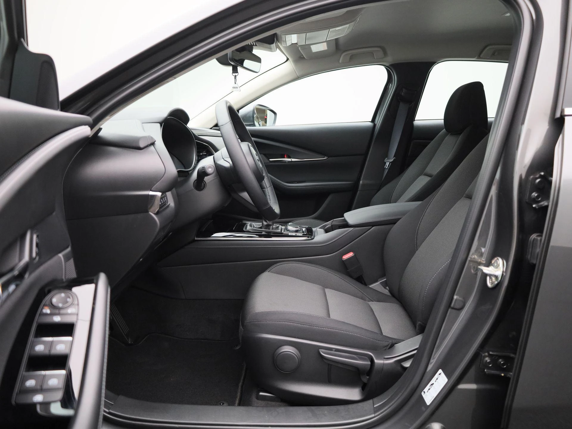 Mazda-CX-30-image-10