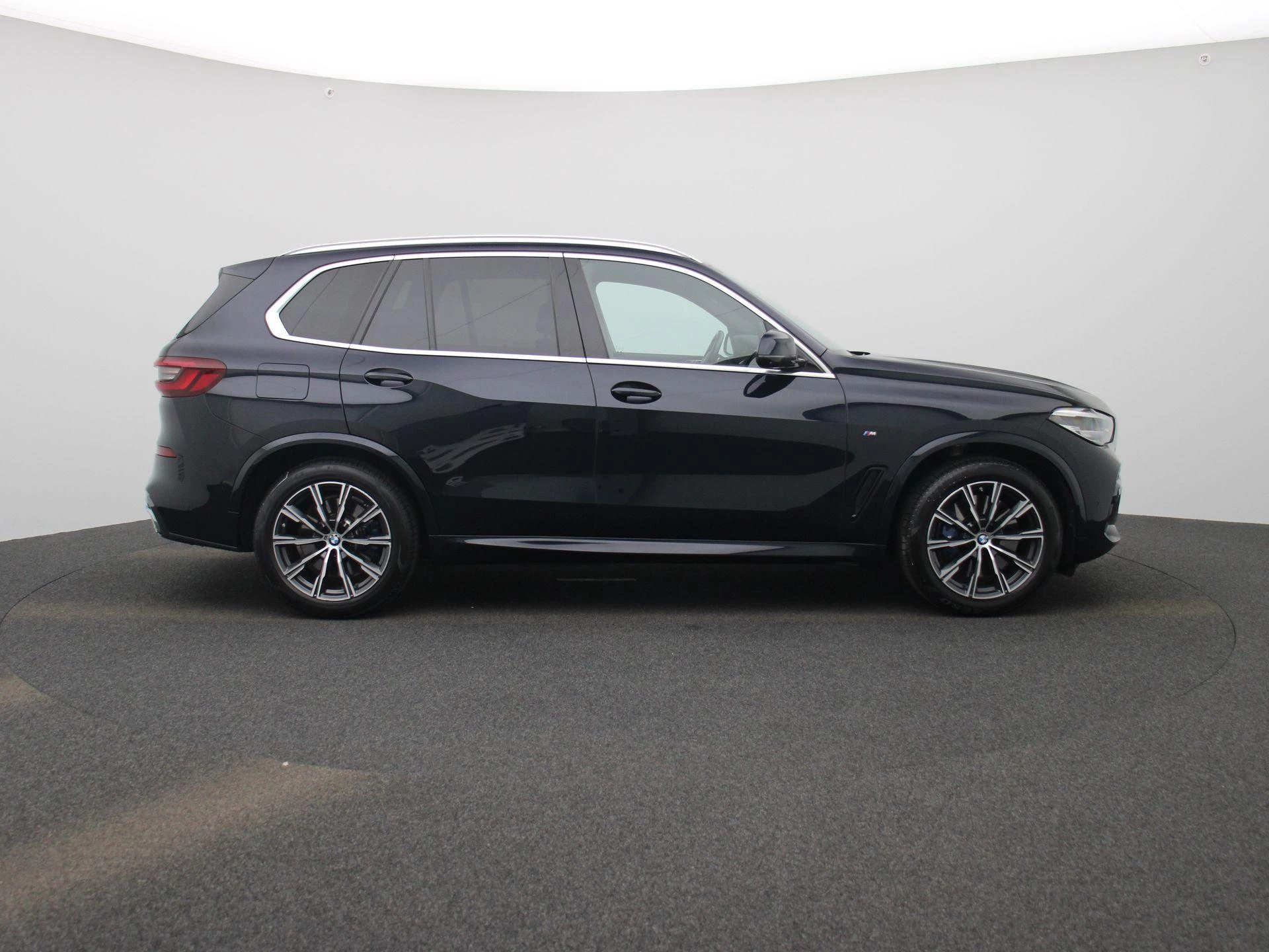 BMW-X5-image-5