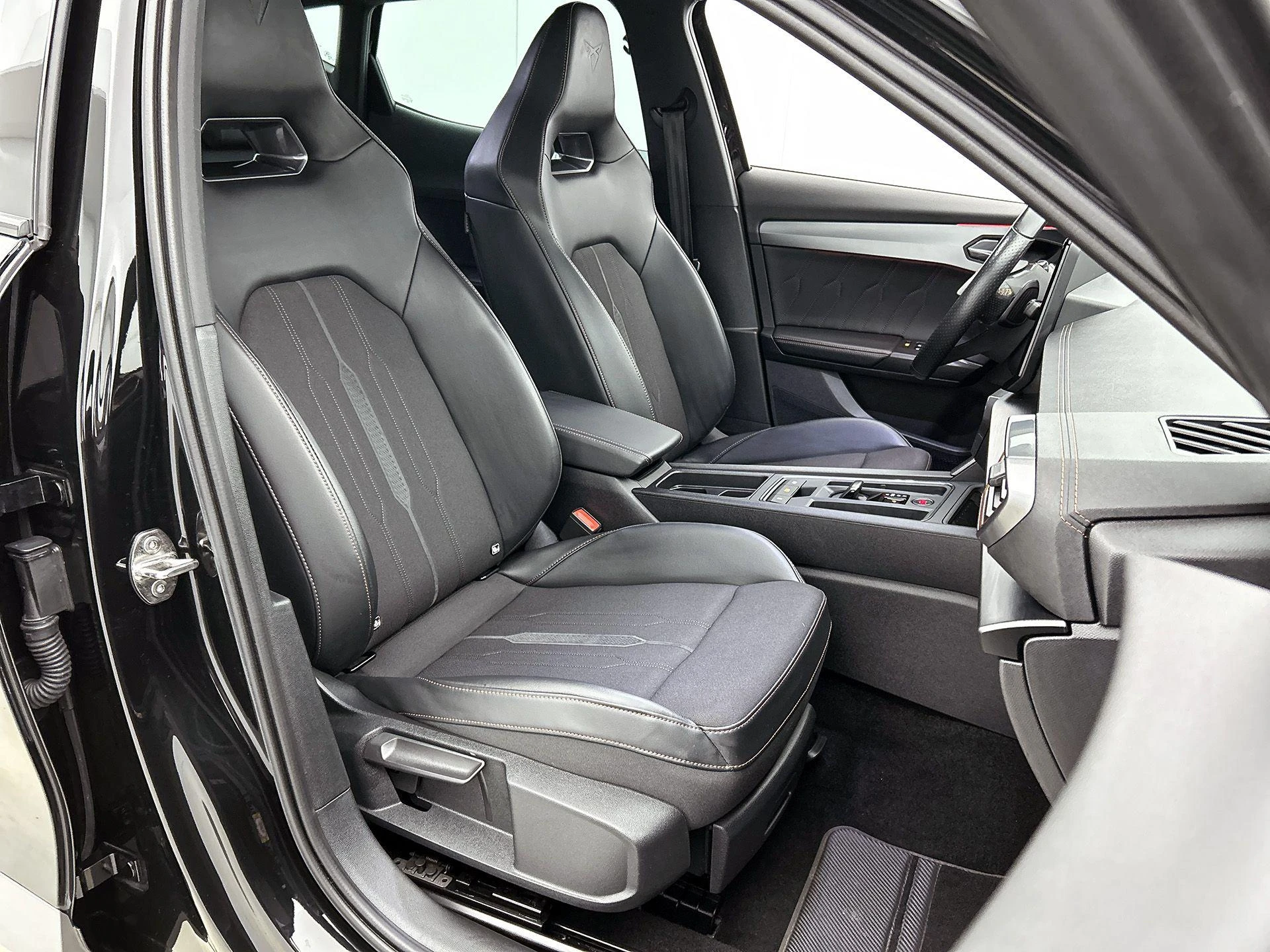 CUPRA Formentor 1.4 e-Hybrid VZ Copper Edition