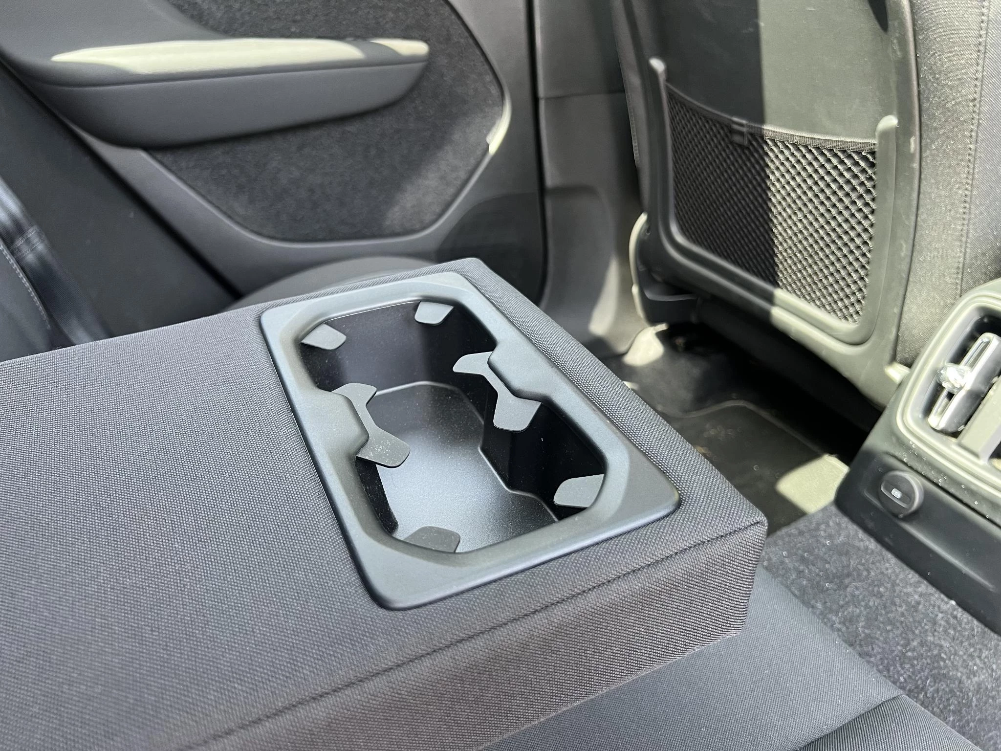 Volvo-XC40-image-15