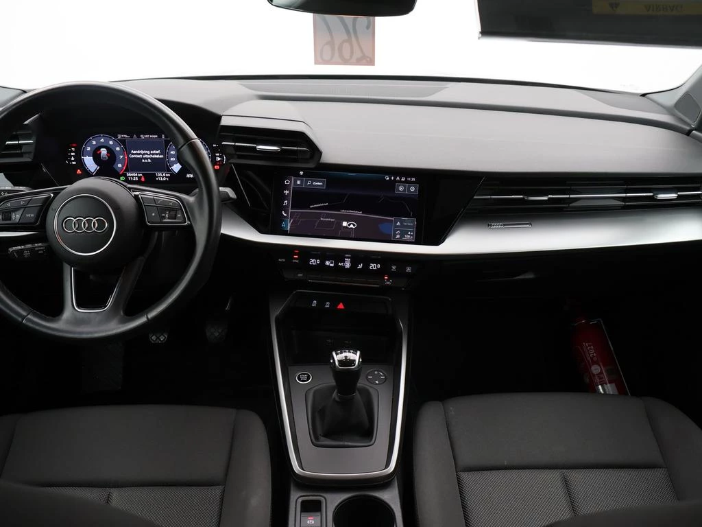 Audi A3 Sportback Audi A3 Sportback Attraction 30TFSI 110PK *VIRTUAL COCKPIT*NAVI*CRUISE*PDC ACHTER*APP-CONNECT*KEYLESS GO*LANE ASSIST*...*