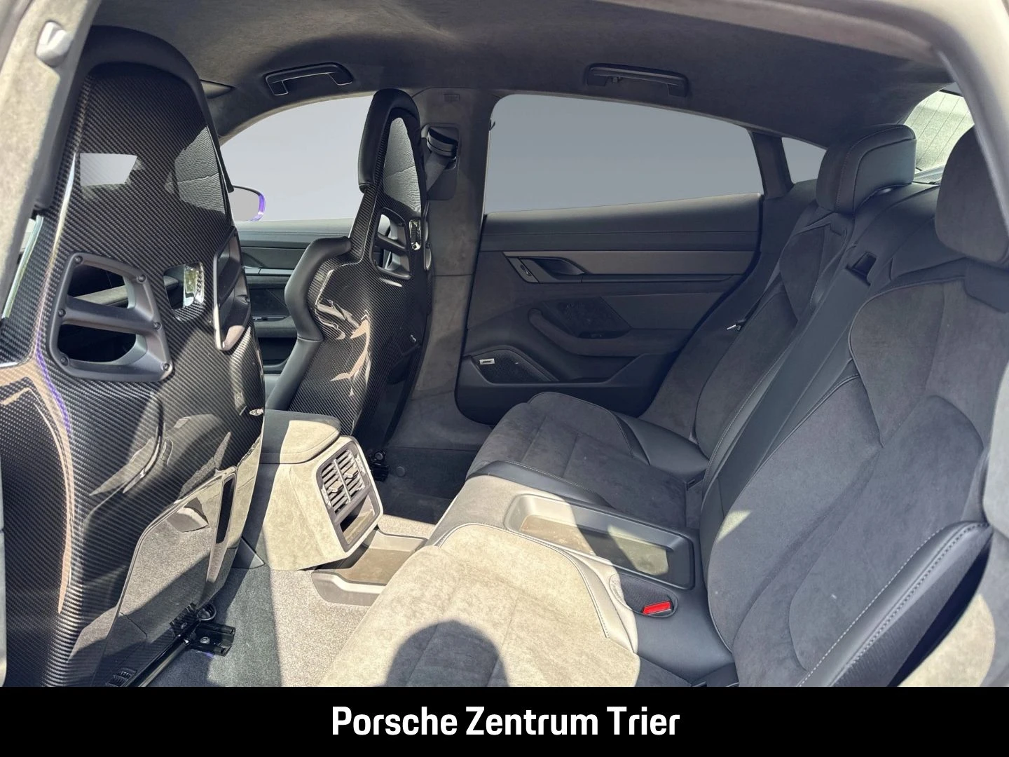 Porsche-Taycan-image-15