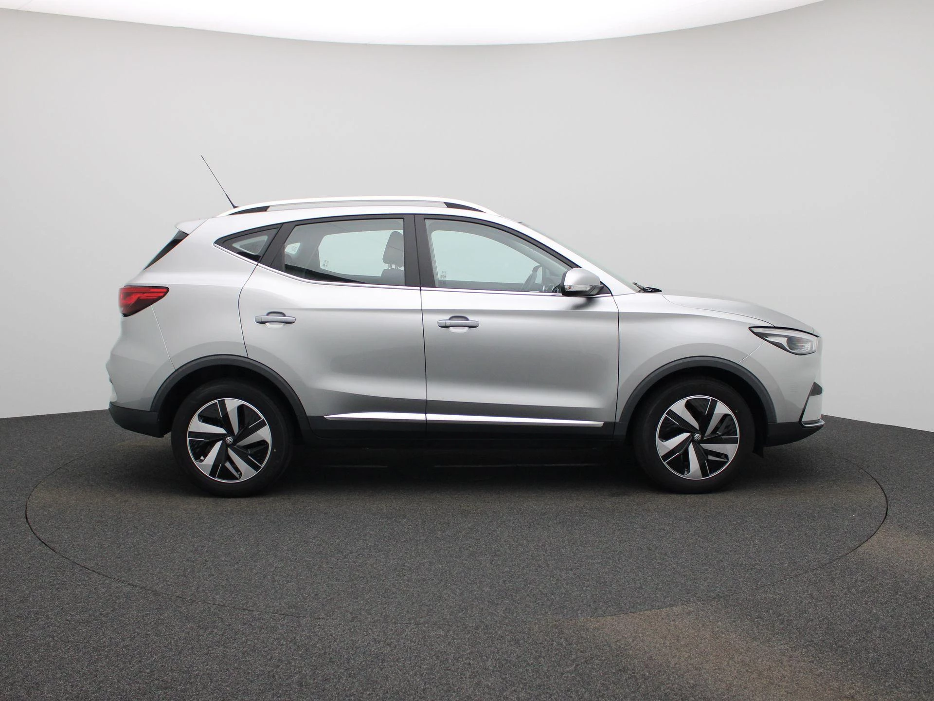 MG-ZS EV-image-5