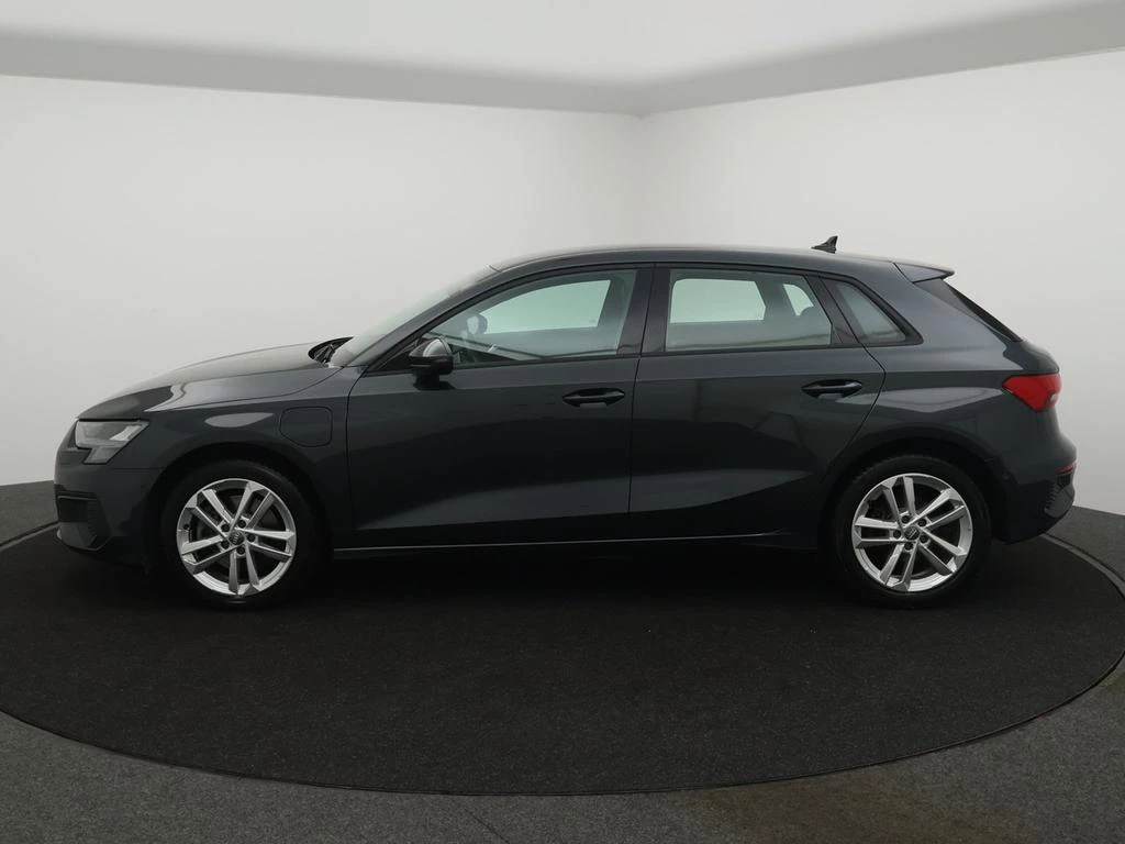Audi A3 Sportback PHEV Audi A3 Sportback PHEV 40TFSIe 204PK *AUTOMAAT*LEDER*CAMERA*CRUISE*VIRTUAL COCKPIT*APP-CONNECT*PDC*...*