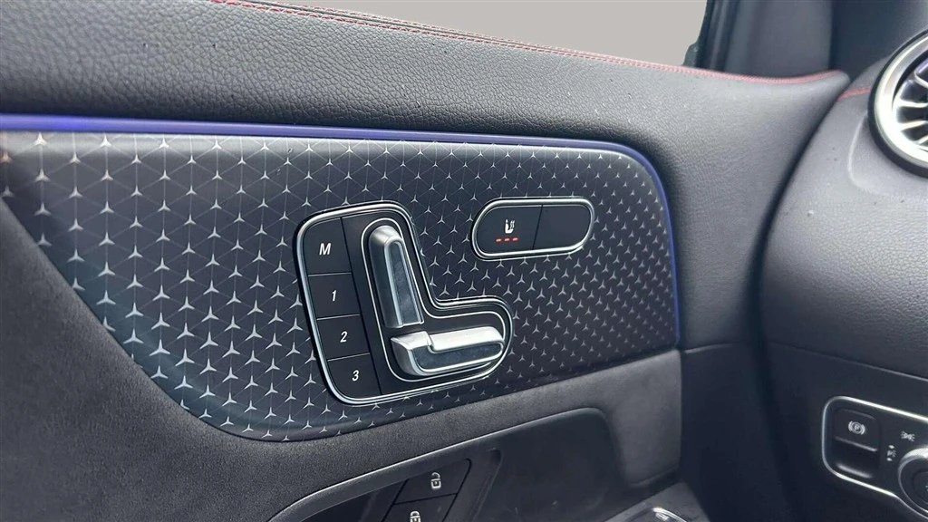 Mercedes-Benz-EQA-image-10