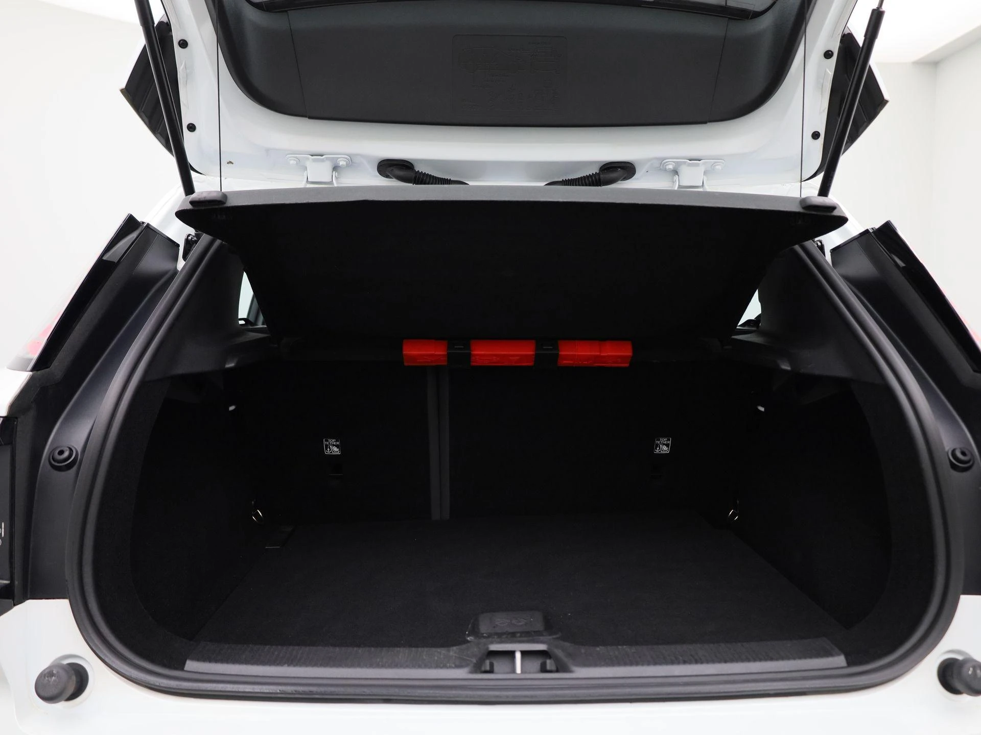 Volvo-EX30-image-11