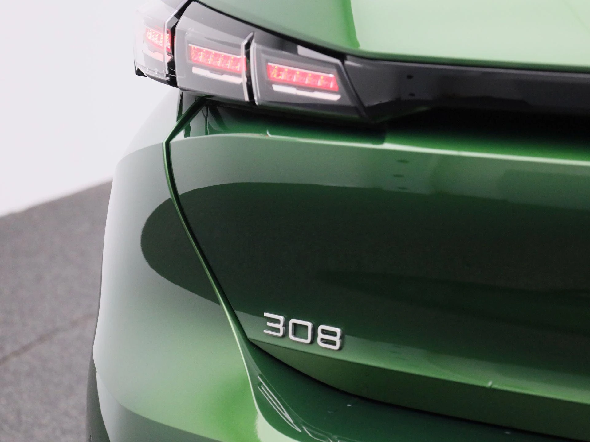 Peugeot 308 1.6 Plug-in Hybrid 180 Active Pack Business