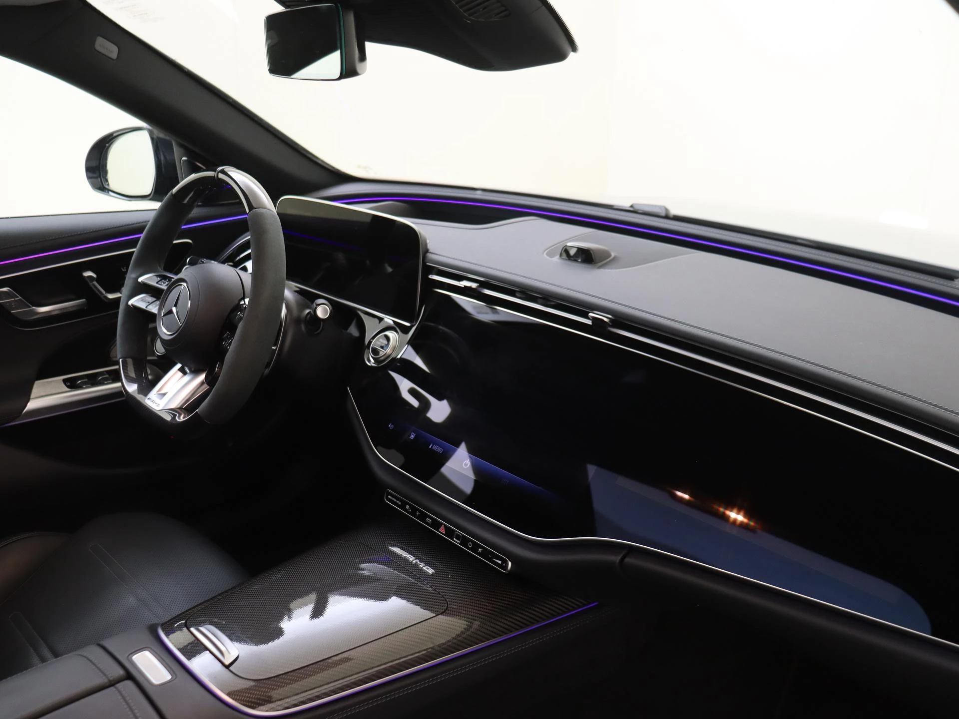 Mercedes-Benz-E-Klasse-image-13