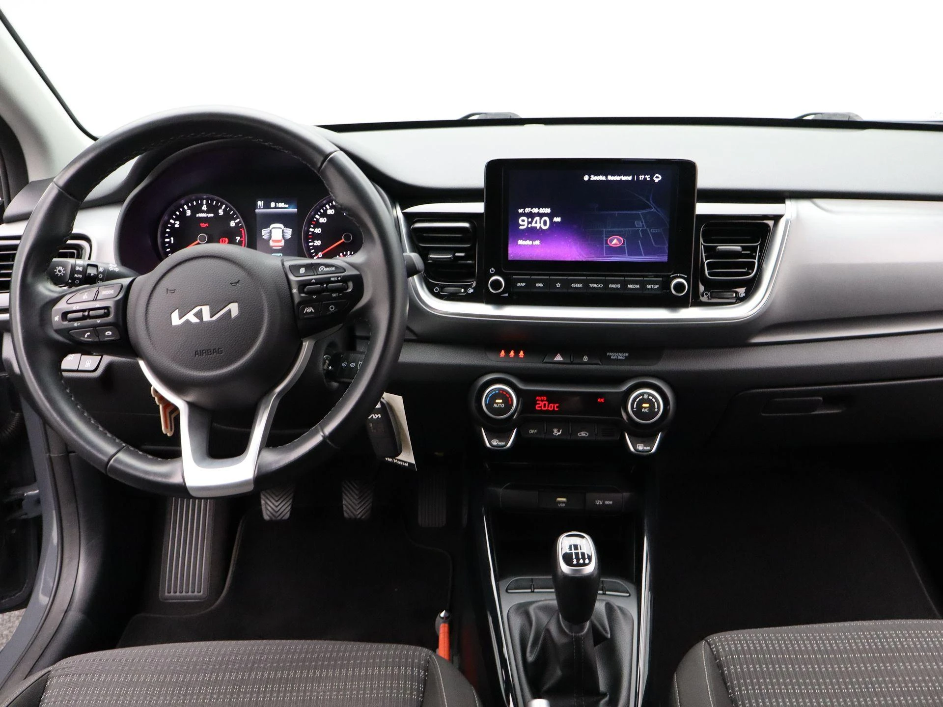 Kia-Stonic-image-6