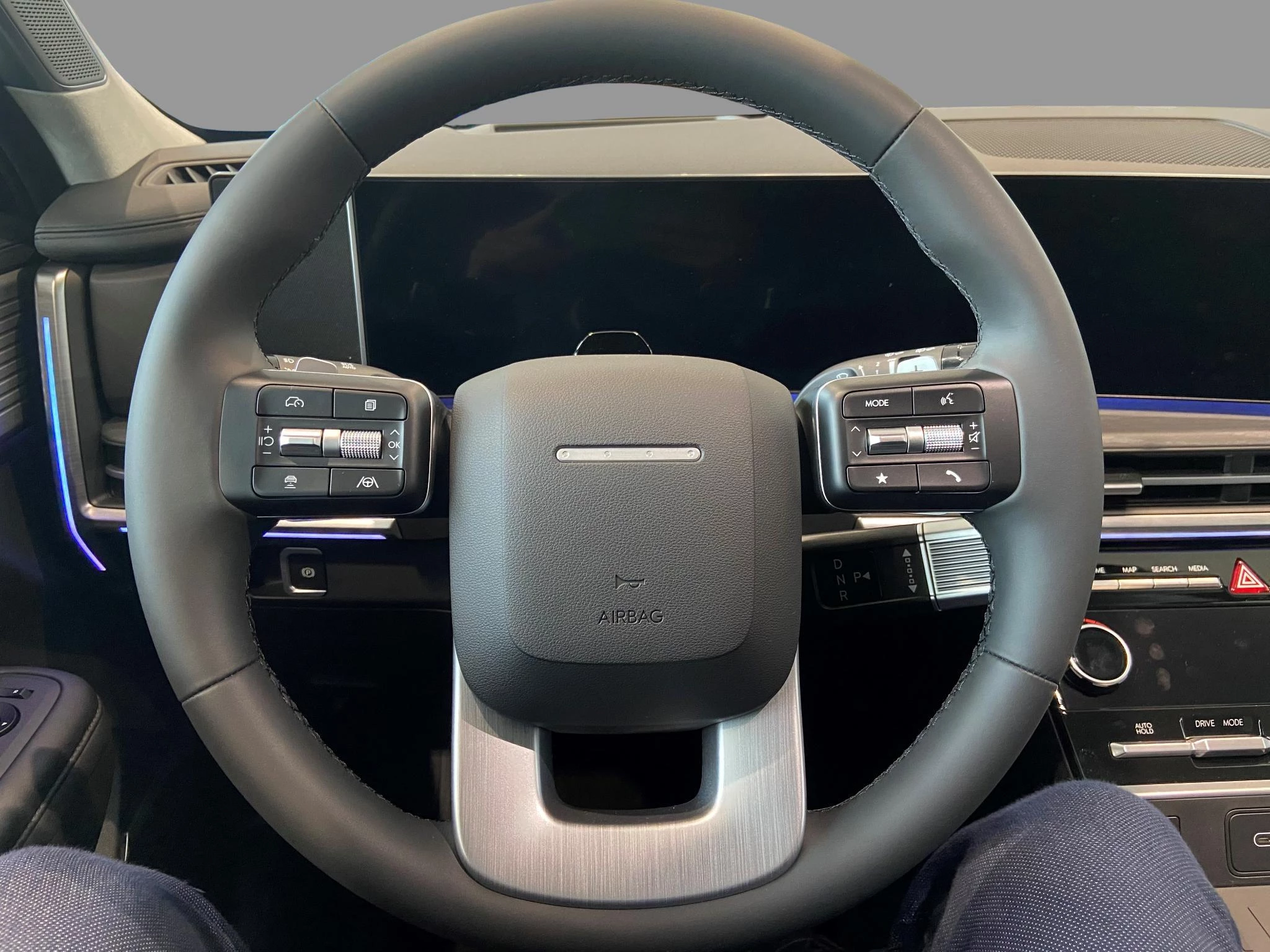 Hyundai Santa Fe Luxury Dual Sunroof