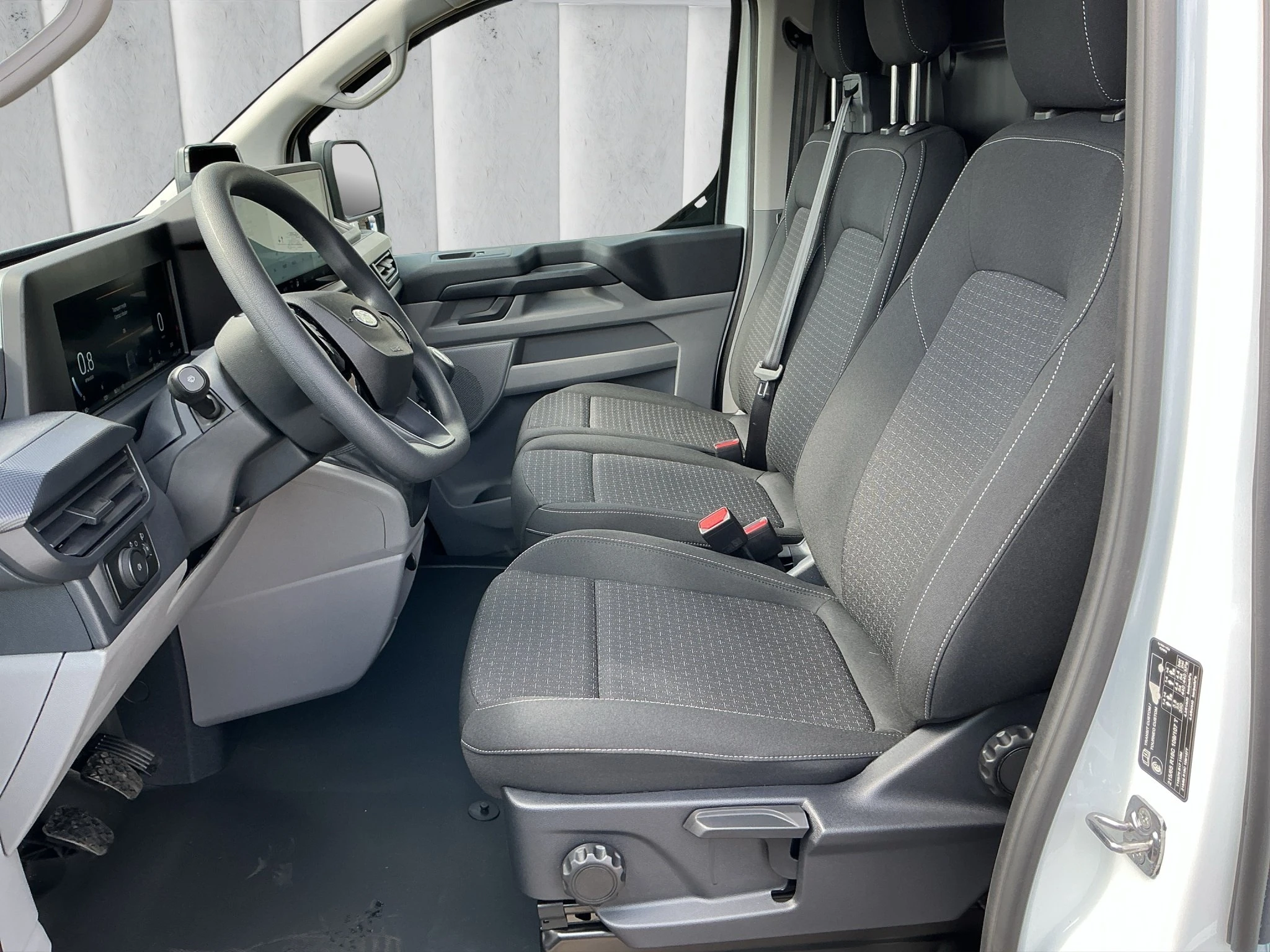 Ford-Transit Custom-image-9