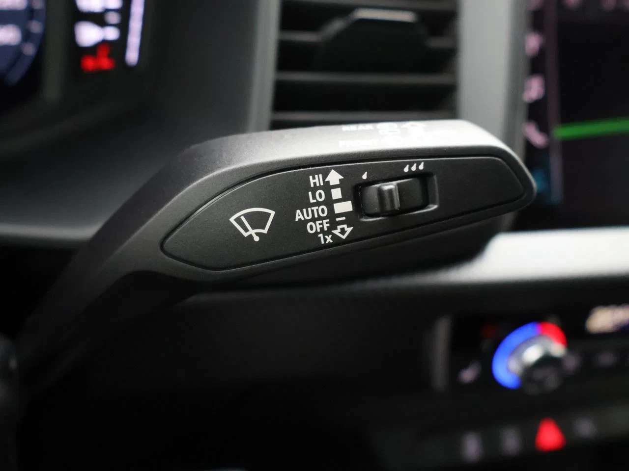 Audi-A1 Sportback-image-12