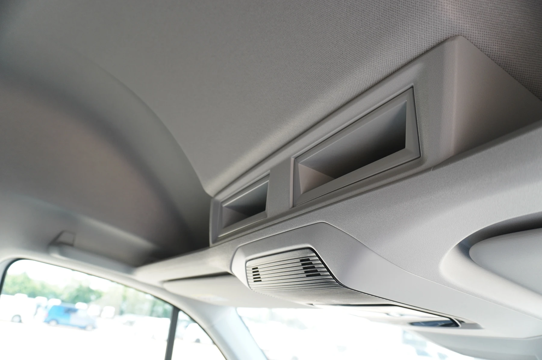 Volkswagen-Crafter-image-42
