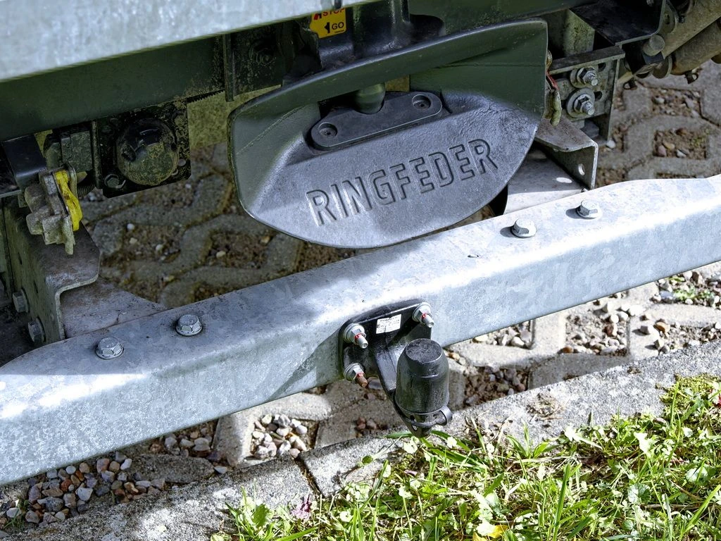 Mercedes-Benz-Atego-image-13