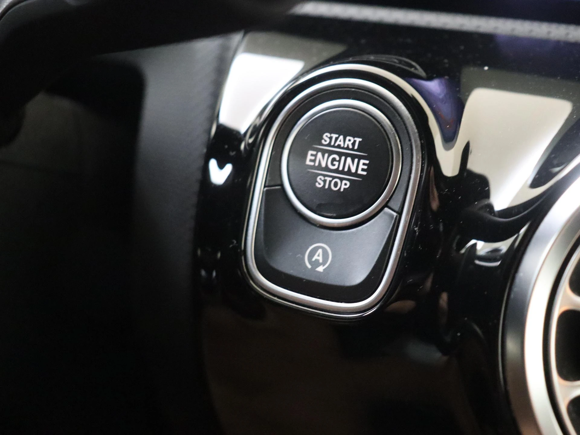 Mercedes-Benz-A-Klasse-image-21