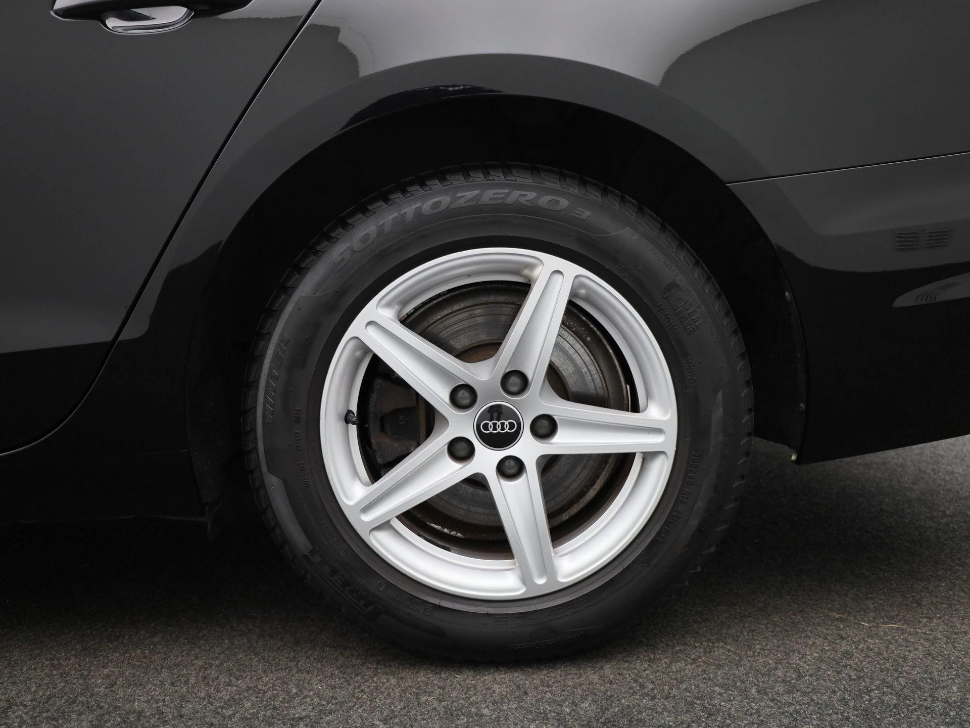 Audi-A4-image-12