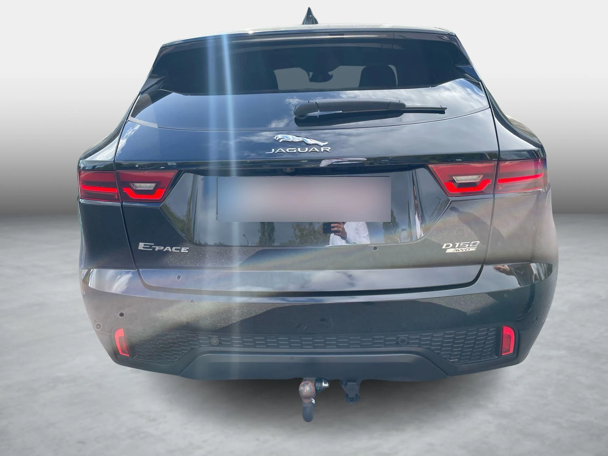 Jaguar-E-PACE-image-4