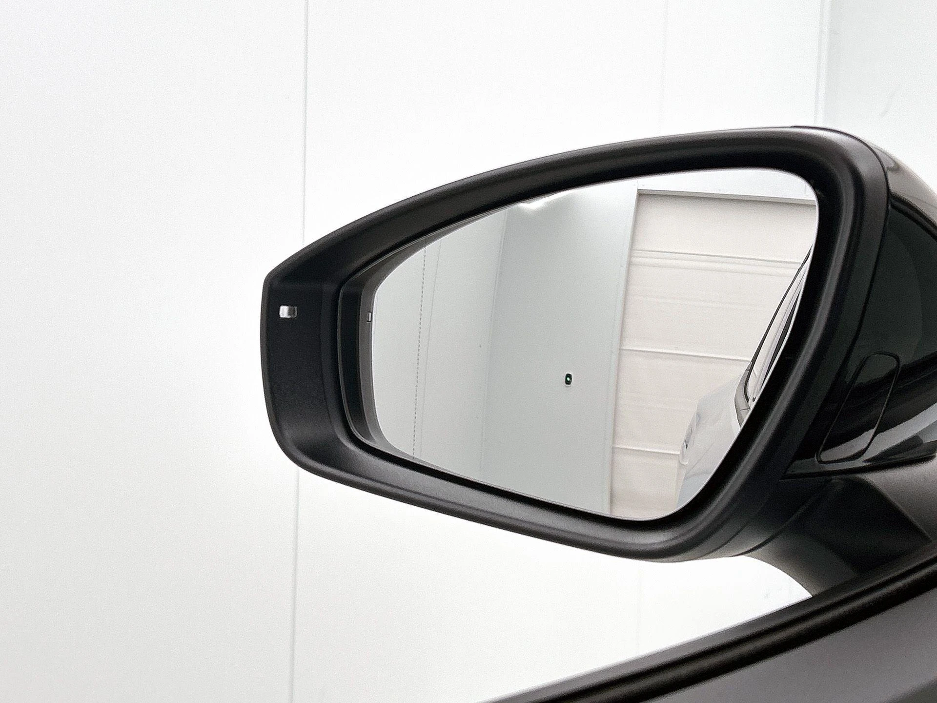Volkswagen-ID.4-image-22