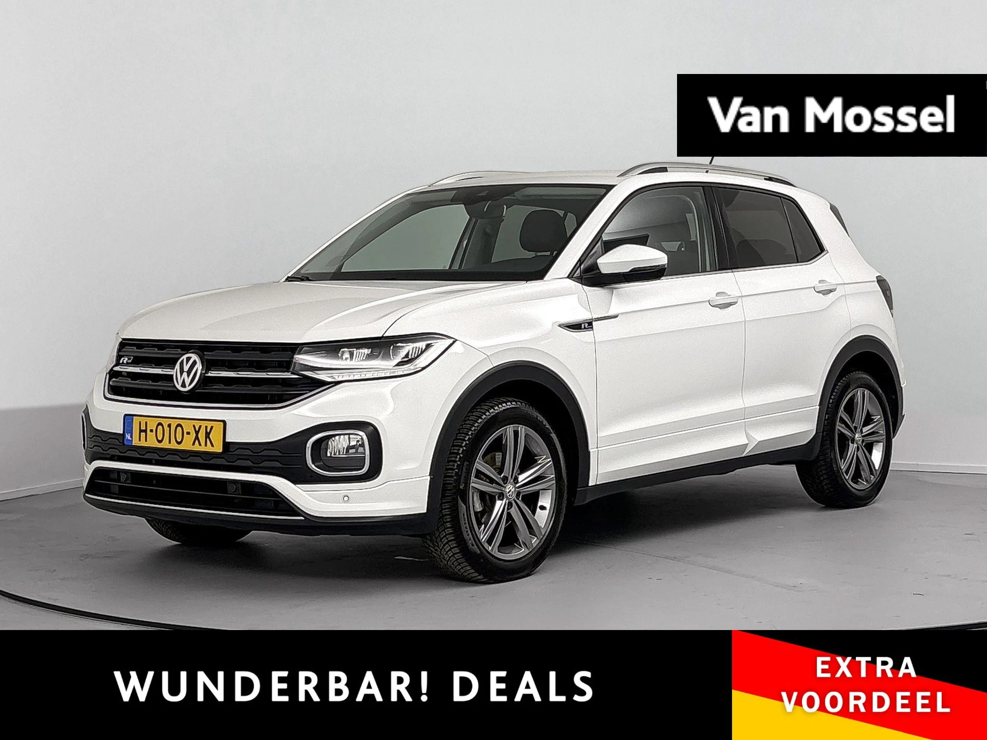 Volkswagen-T-Cross-image-0