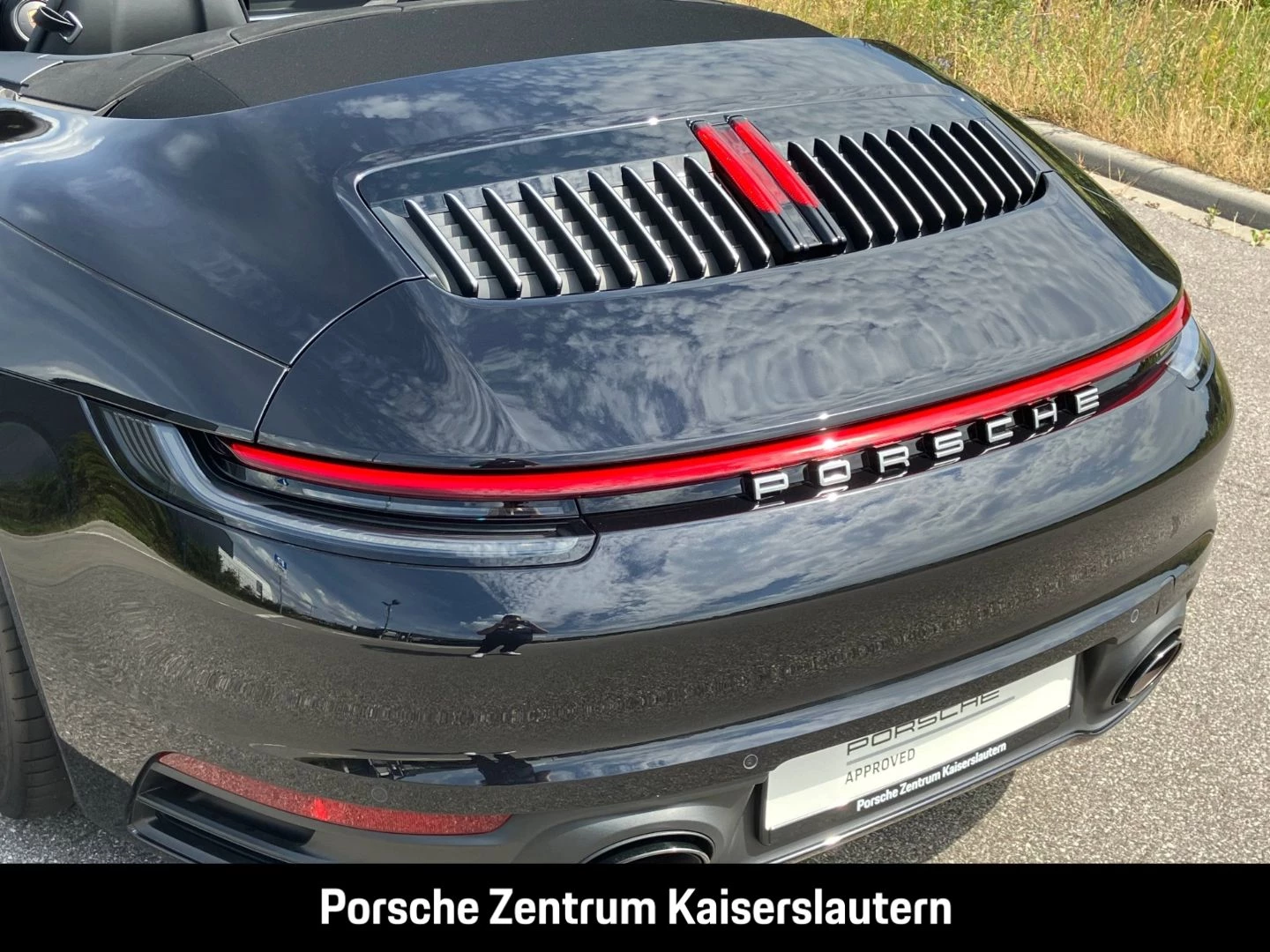 Porsche 911 992 Carrera 4 Cabrio Sportabgas BOSE 21-Zoll carrera