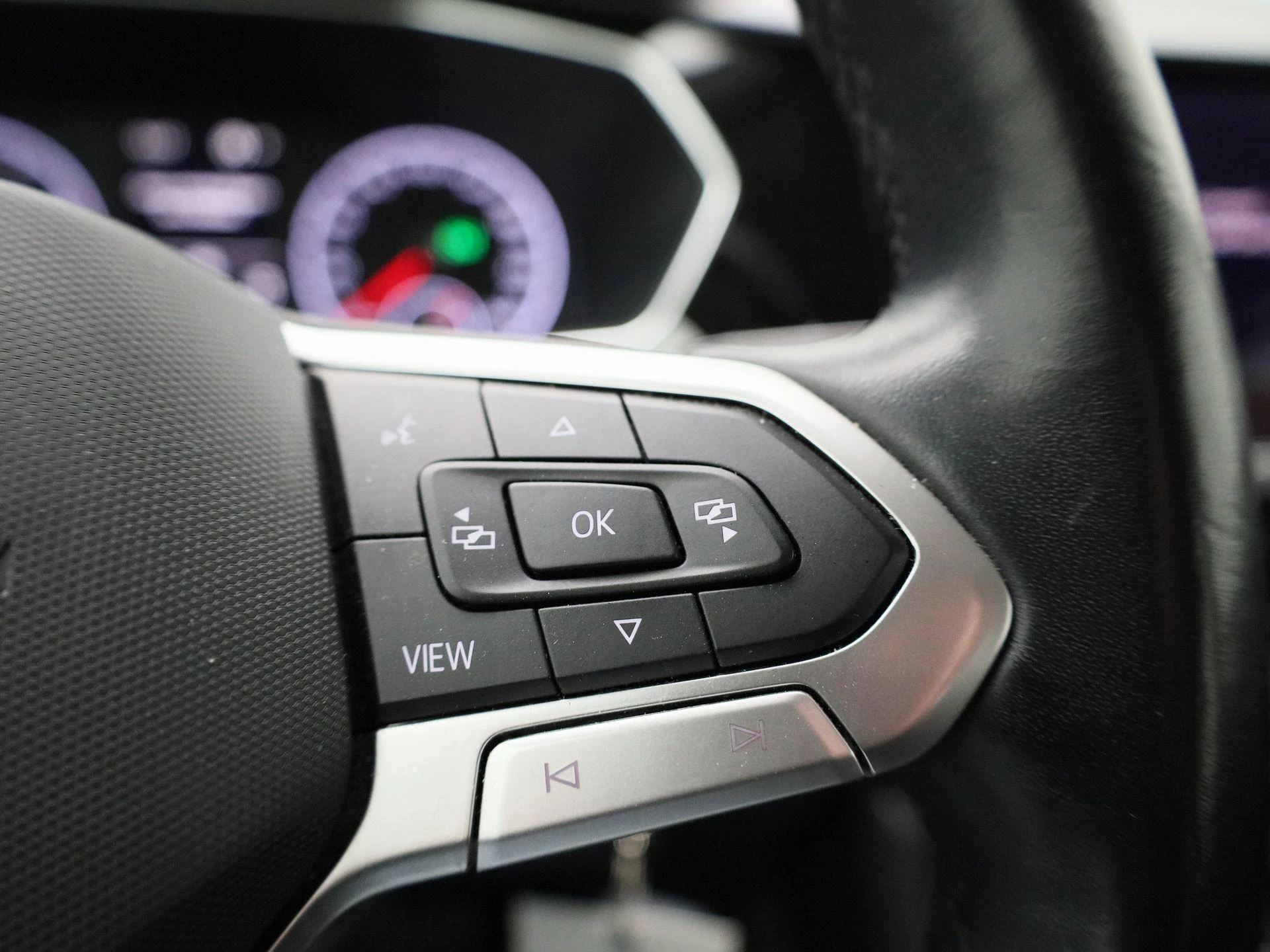 Volkswagen-T-Cross-image-23