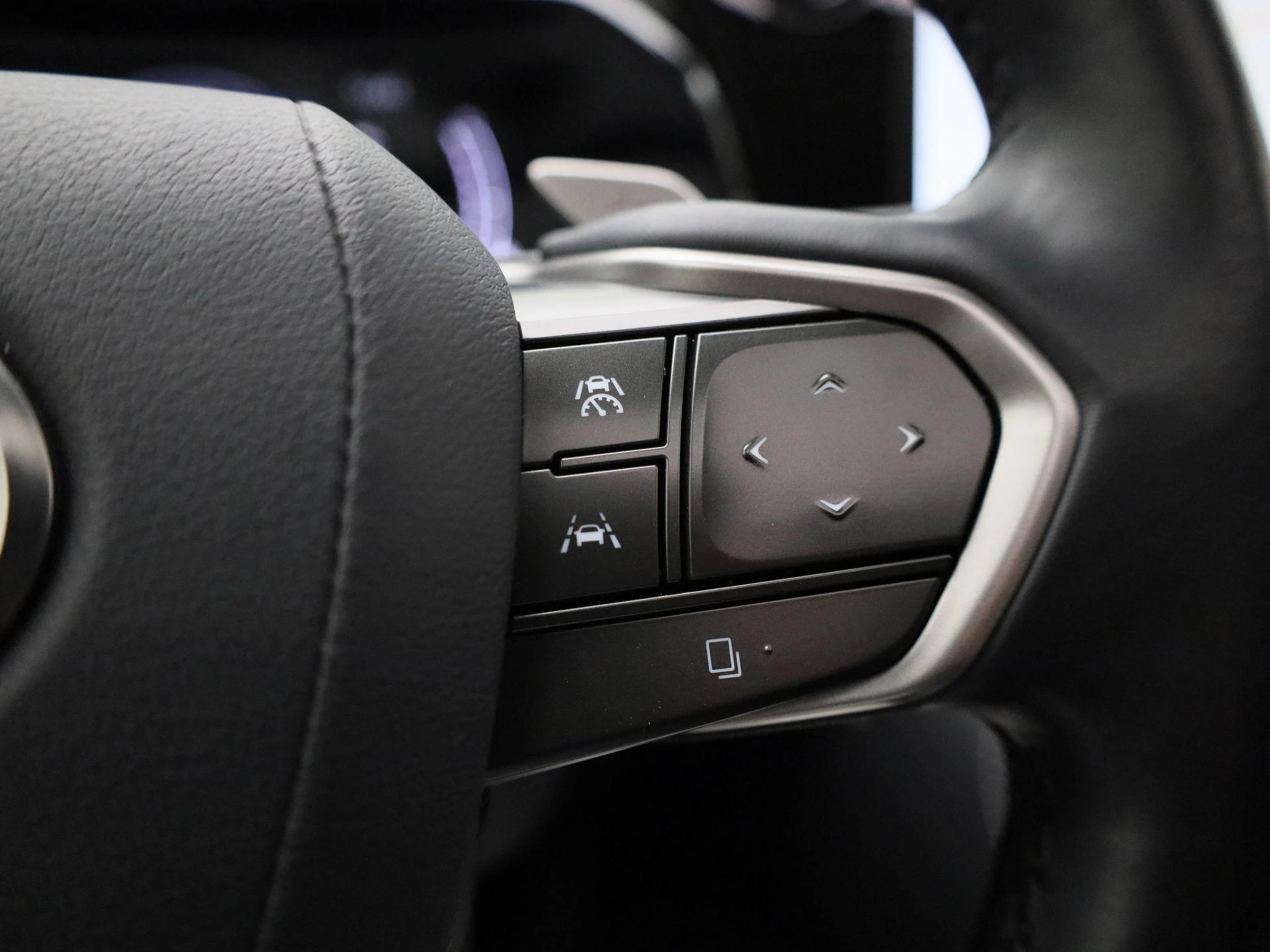 Lexus-NX-image-19