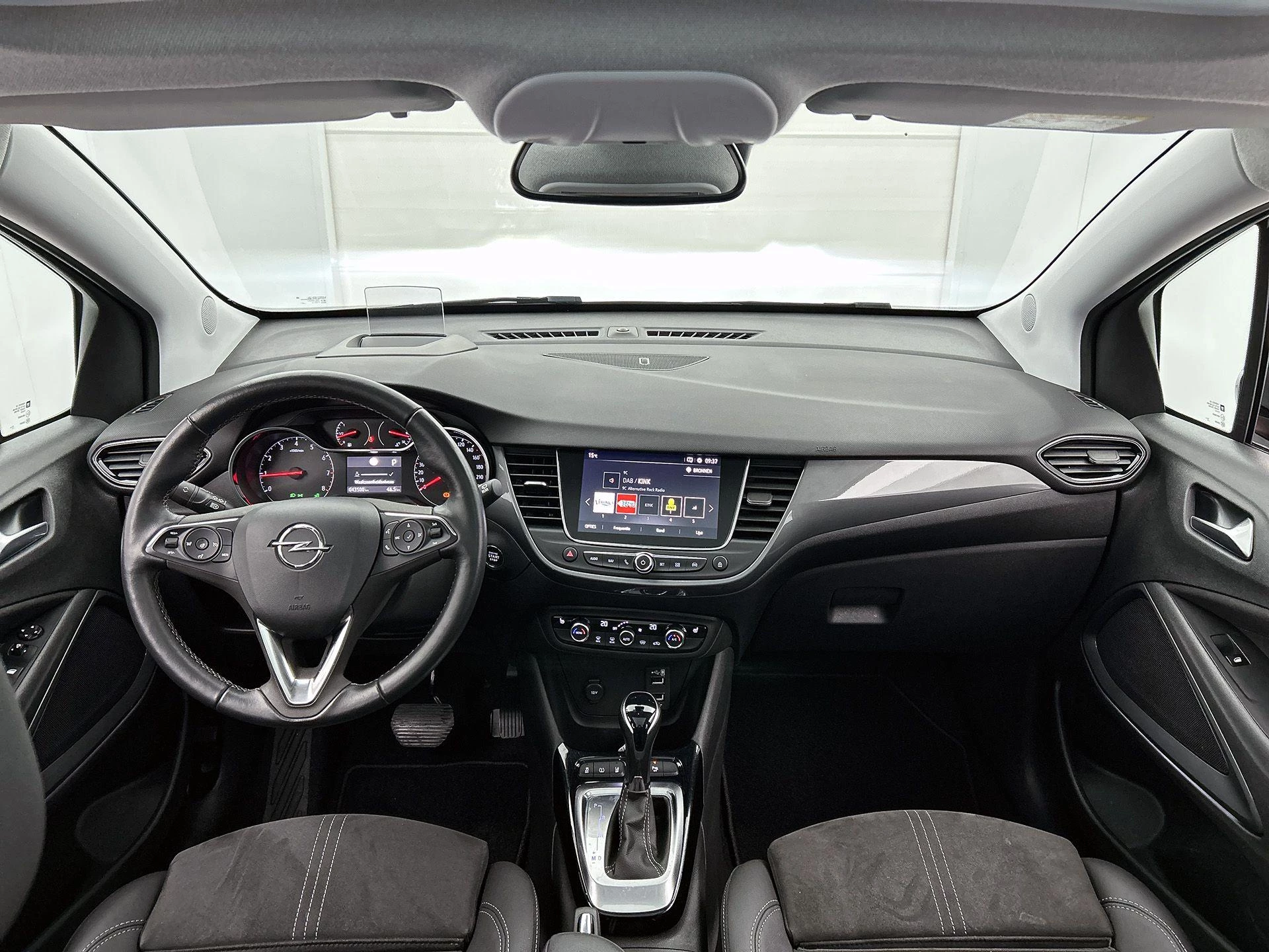 Opel-Crossland-image-21