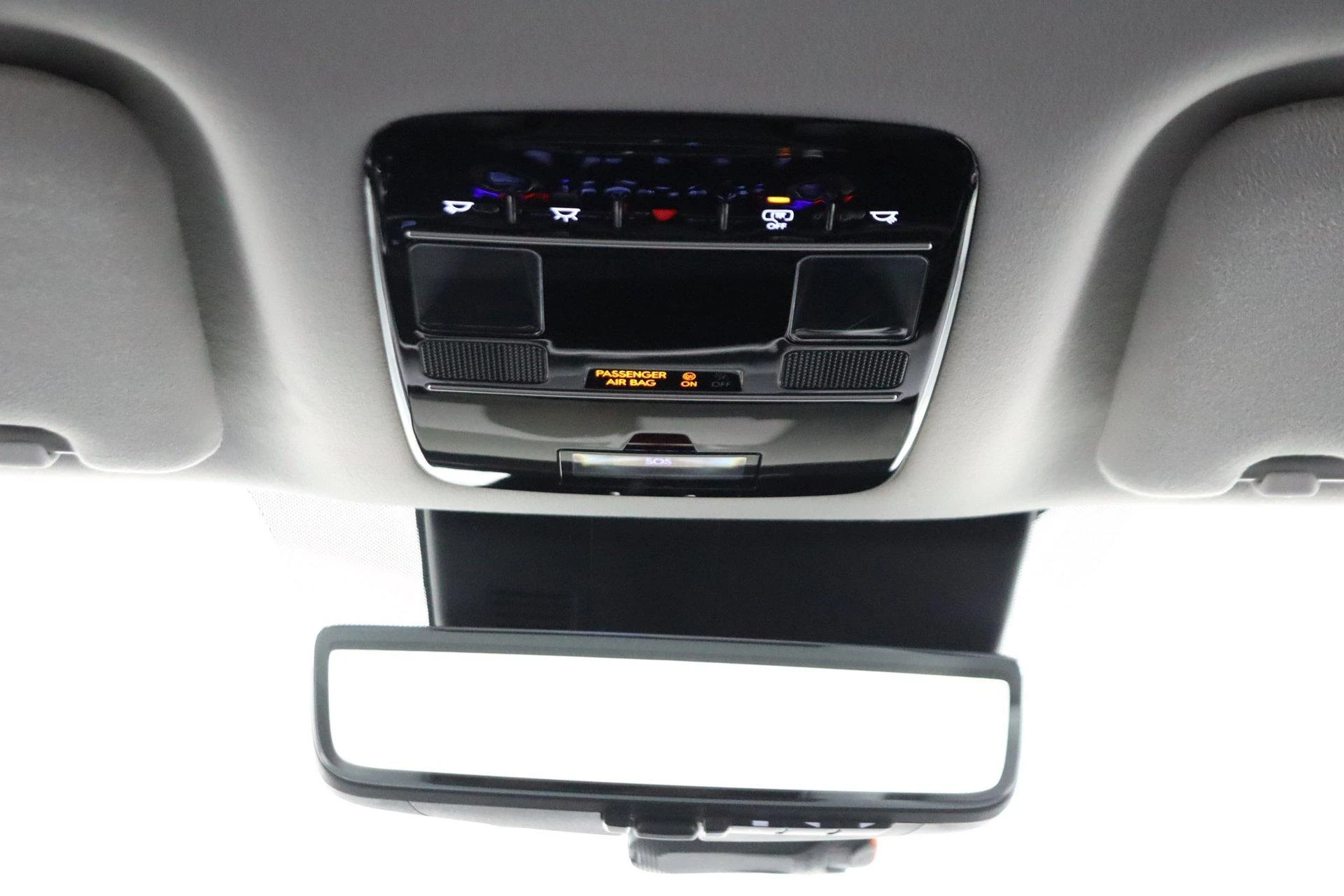 Hyundai-Santa Fe-image-61