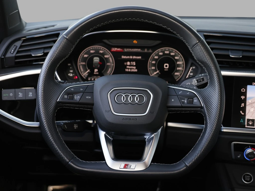 Audi-Q3-image-13