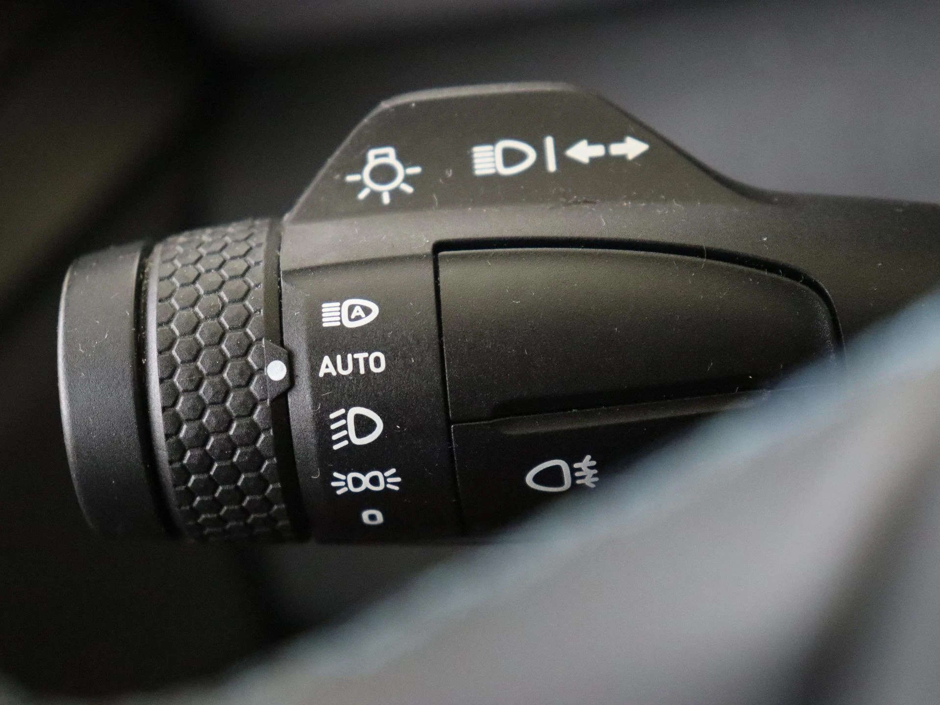 Lynk & Co-01-image-25