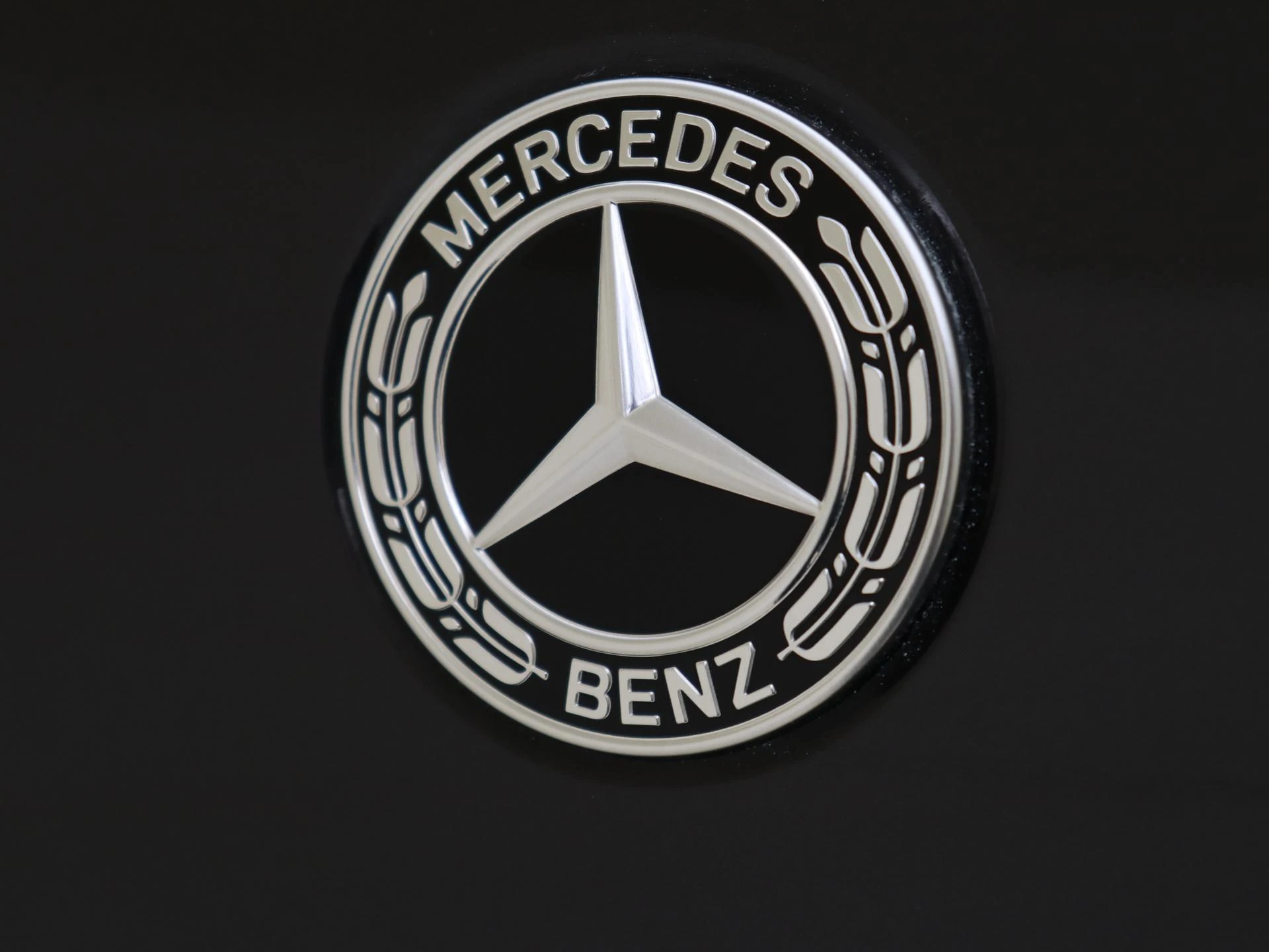 Mercedes-Benz-C-Klasse-image-29