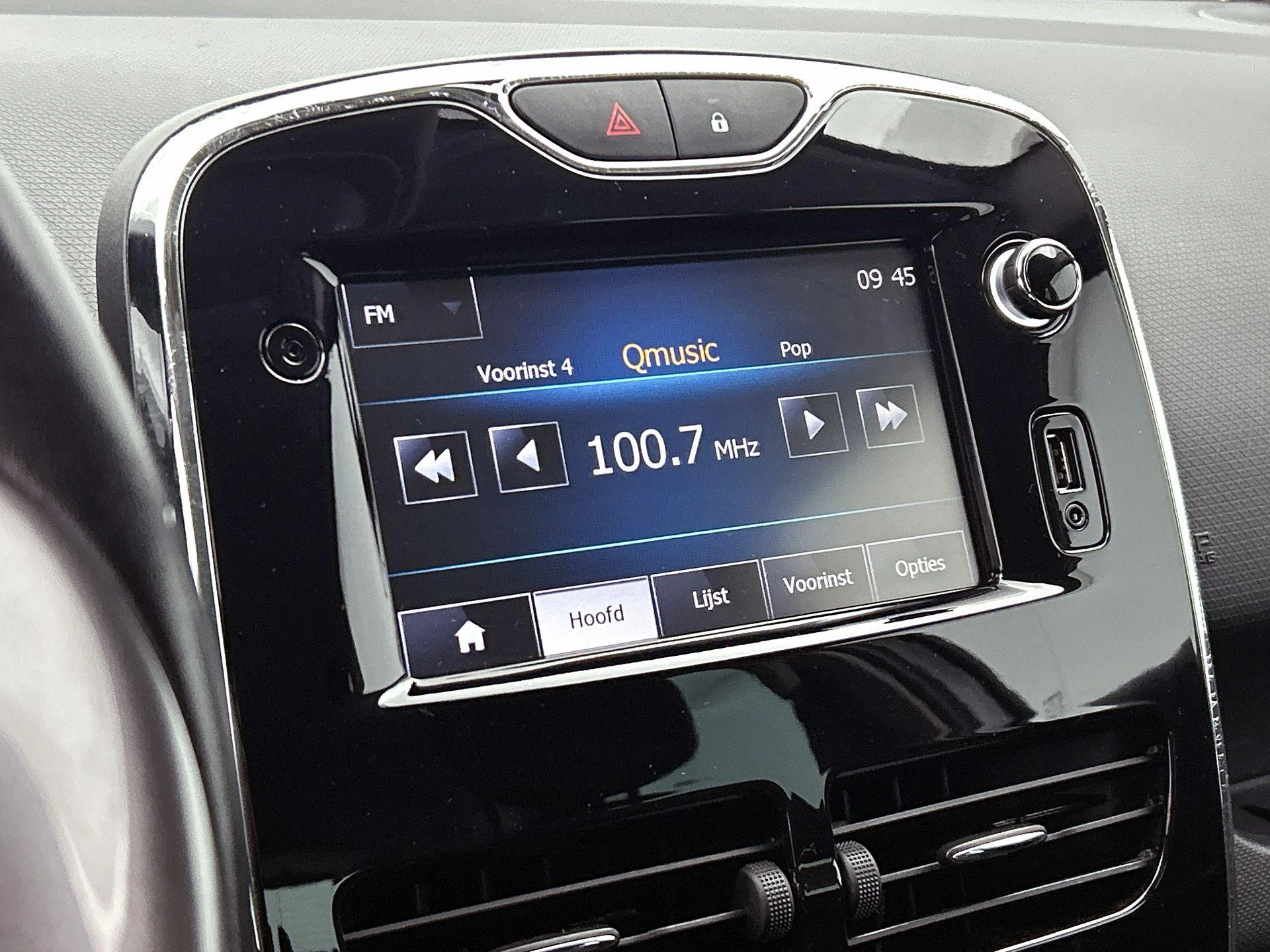 Renault-Clio-image-6