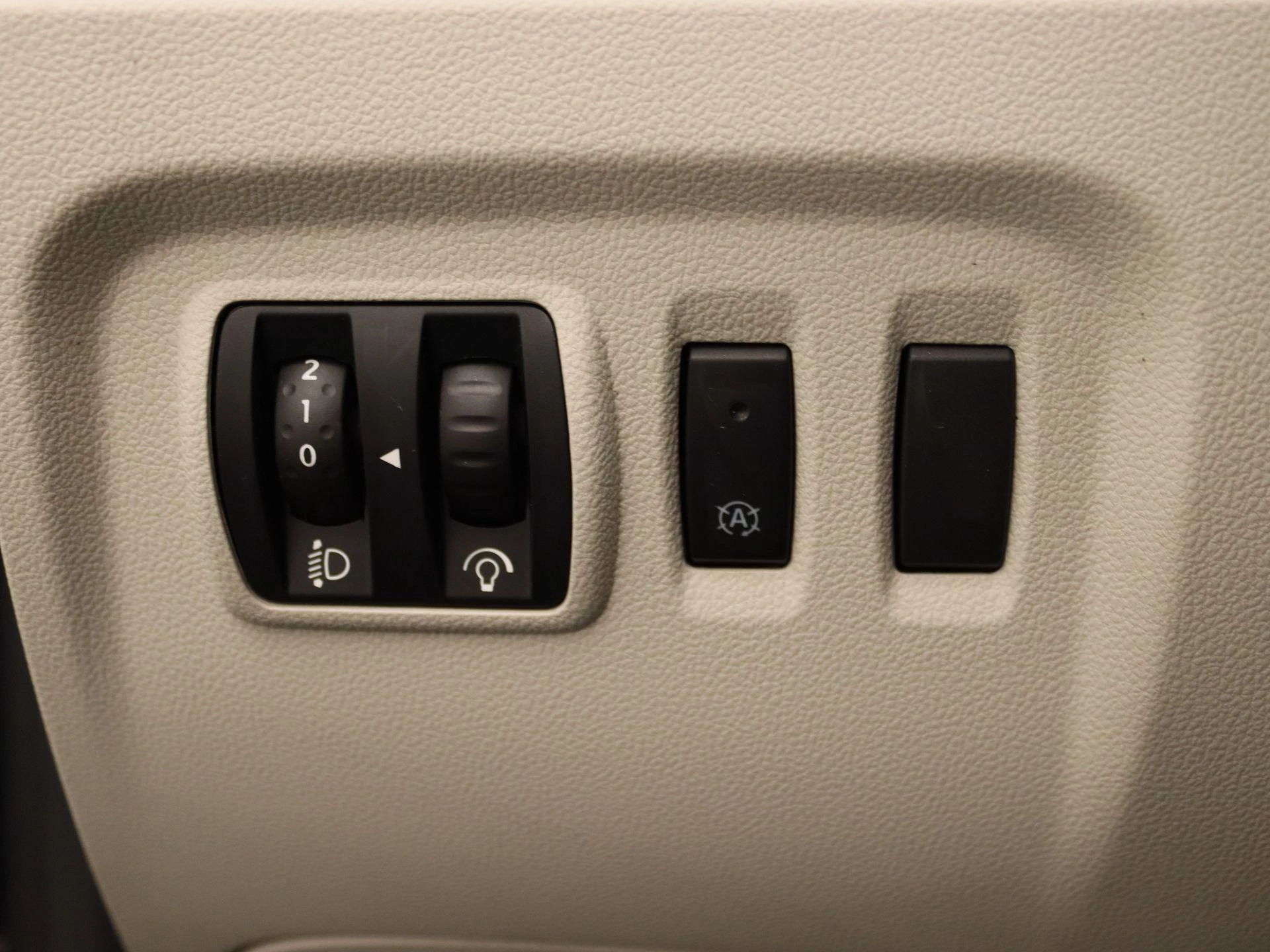 Renault-Captur-image-17